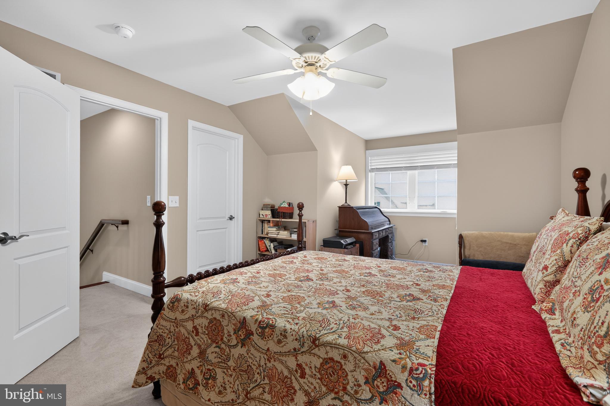 THE WOODS AT ROCK RAYMOND - Residential