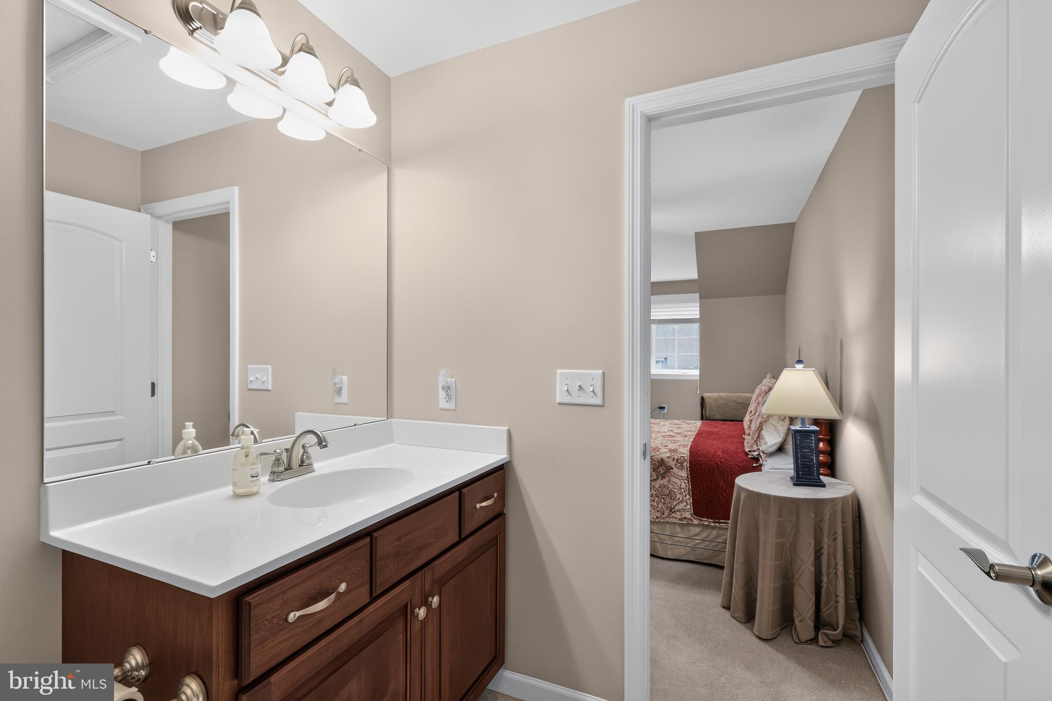 THE WOODS AT ROCK RAYMOND - Residential