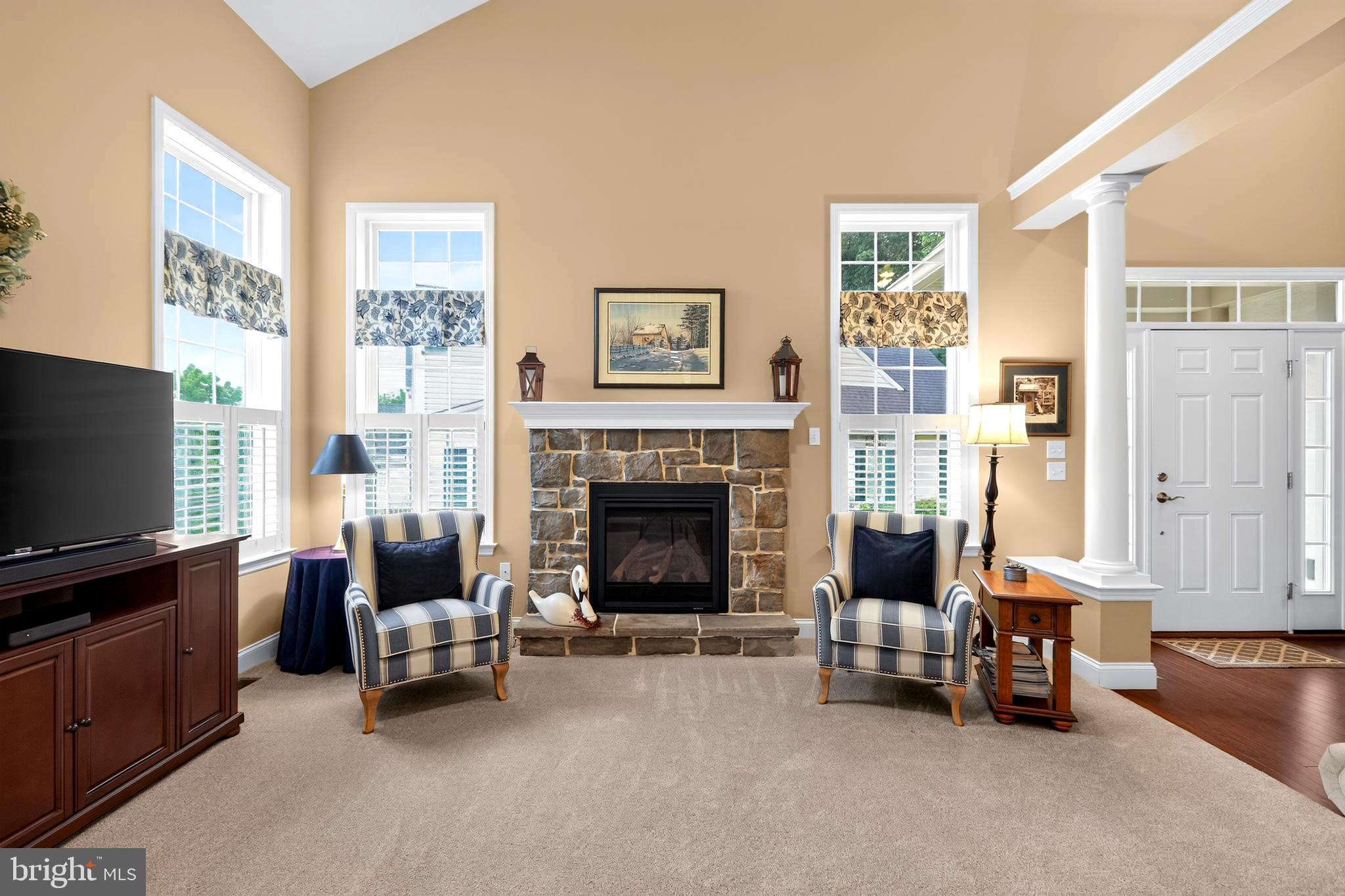 THE WOODS AT ROCK RAYMOND - Residential