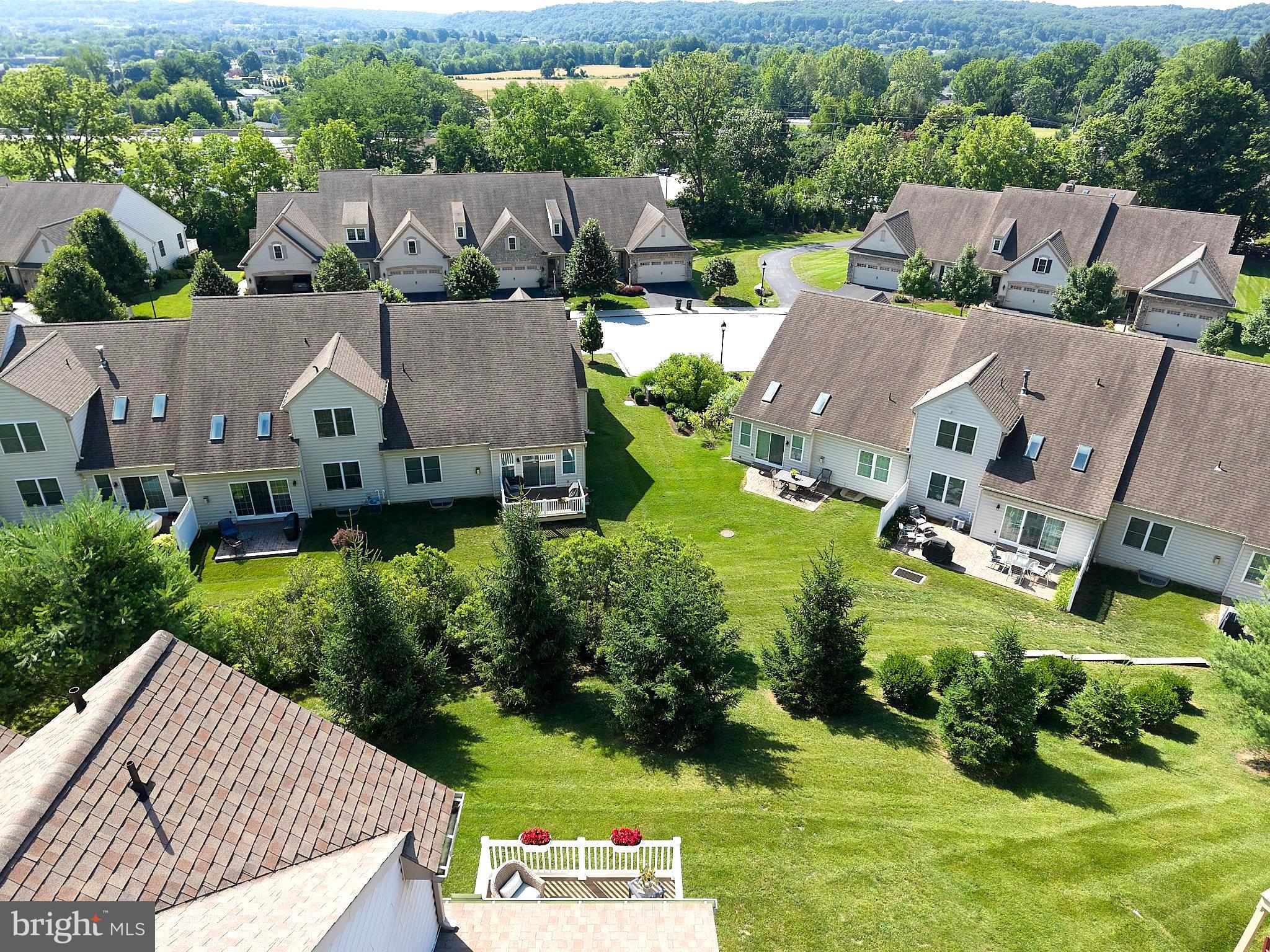 THE WOODS AT ROCK RAYMOND - Residential