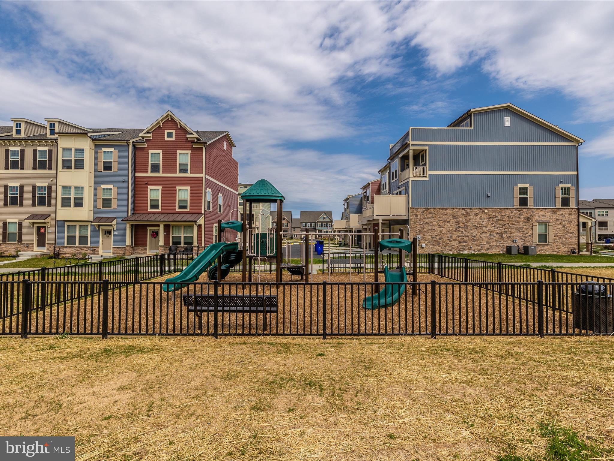 VILLAGES OF URBANA - Residential