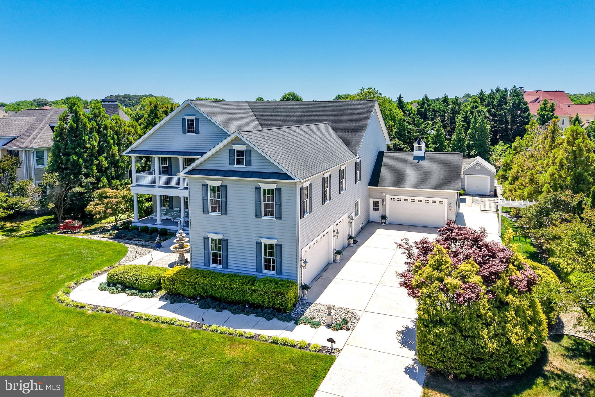 WOLFE POINTE - Residential