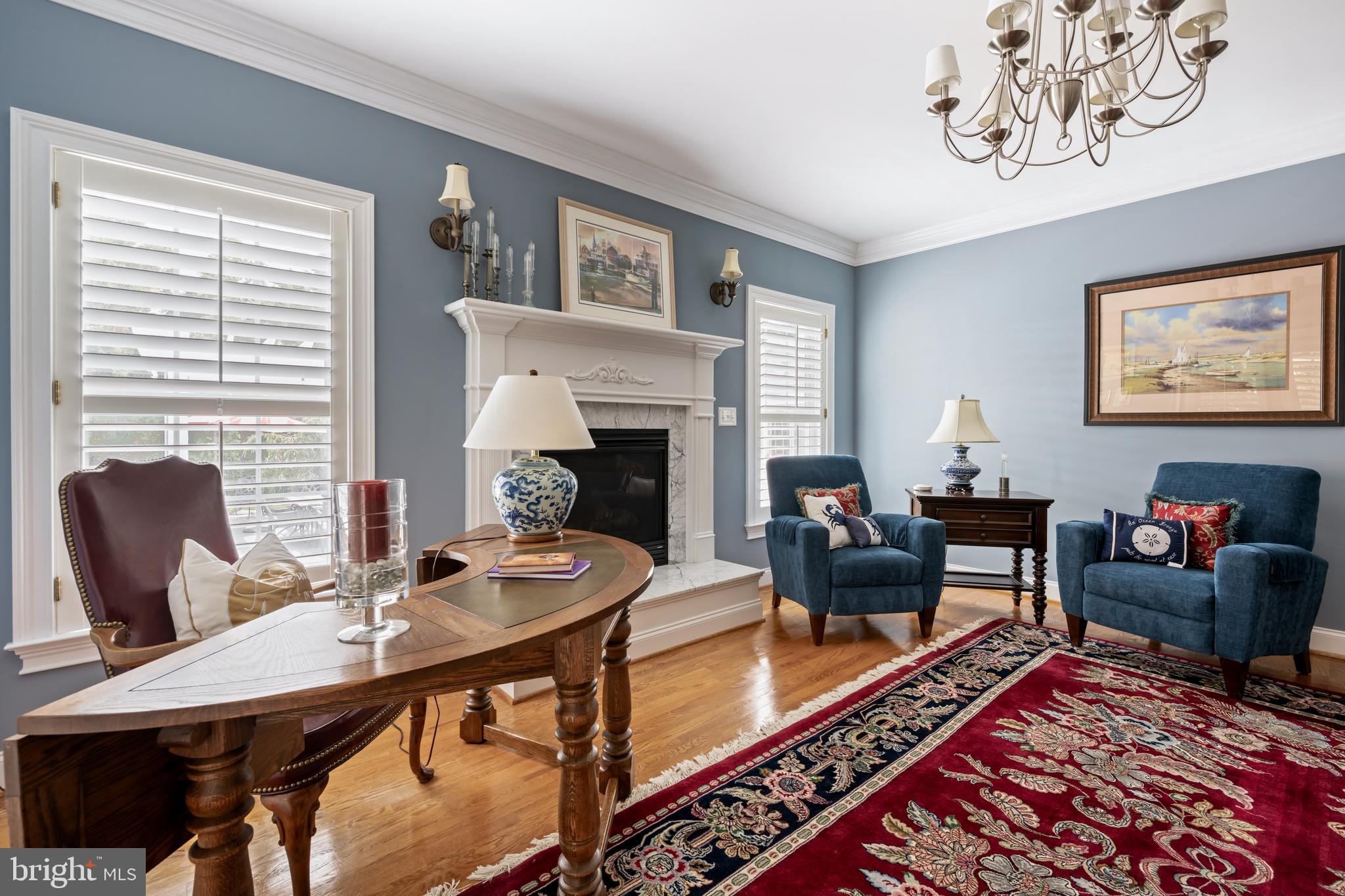 WOLFE POINTE - Residential
