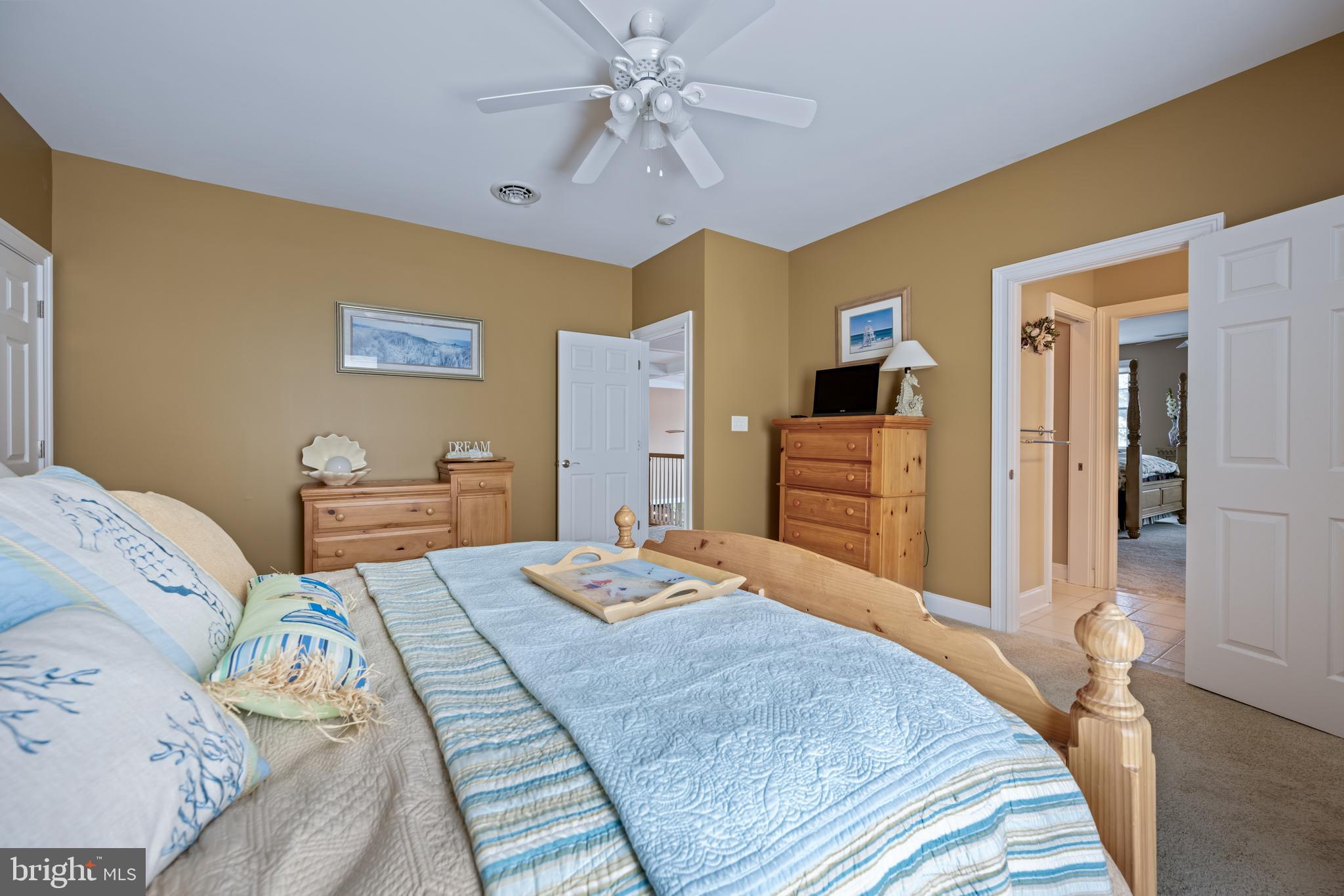 WOLFE POINTE - Residential
