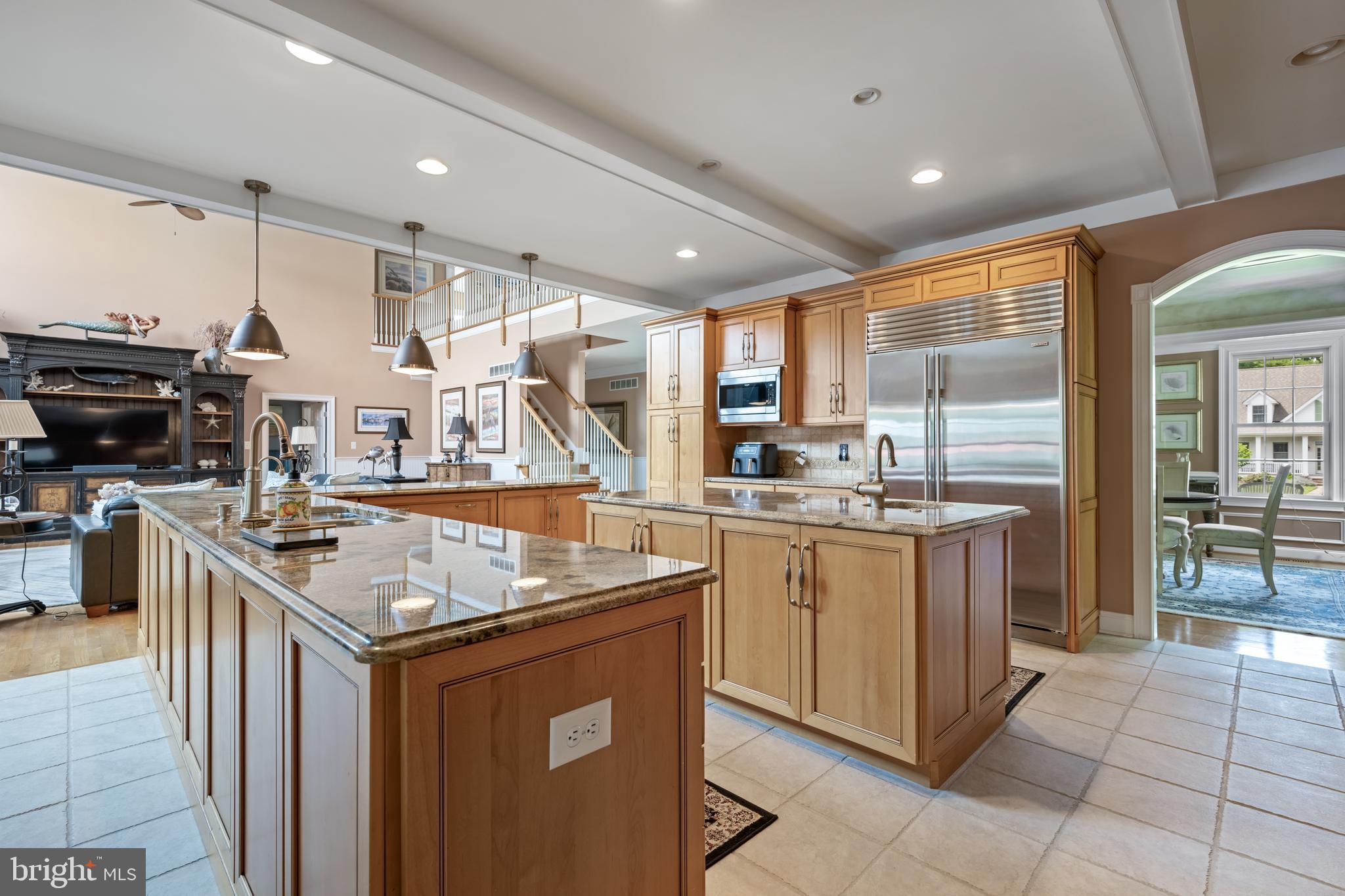 WOLFE POINTE - Residential