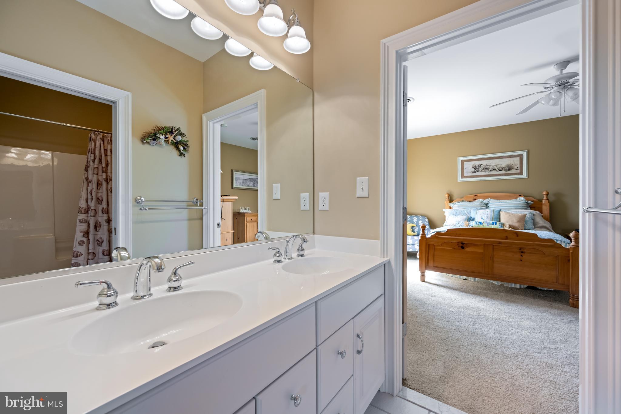 WOLFE POINTE - Residential