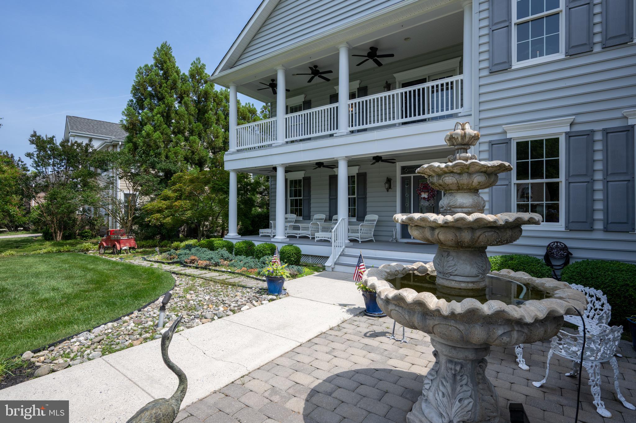 WOLFE POINTE - Residential