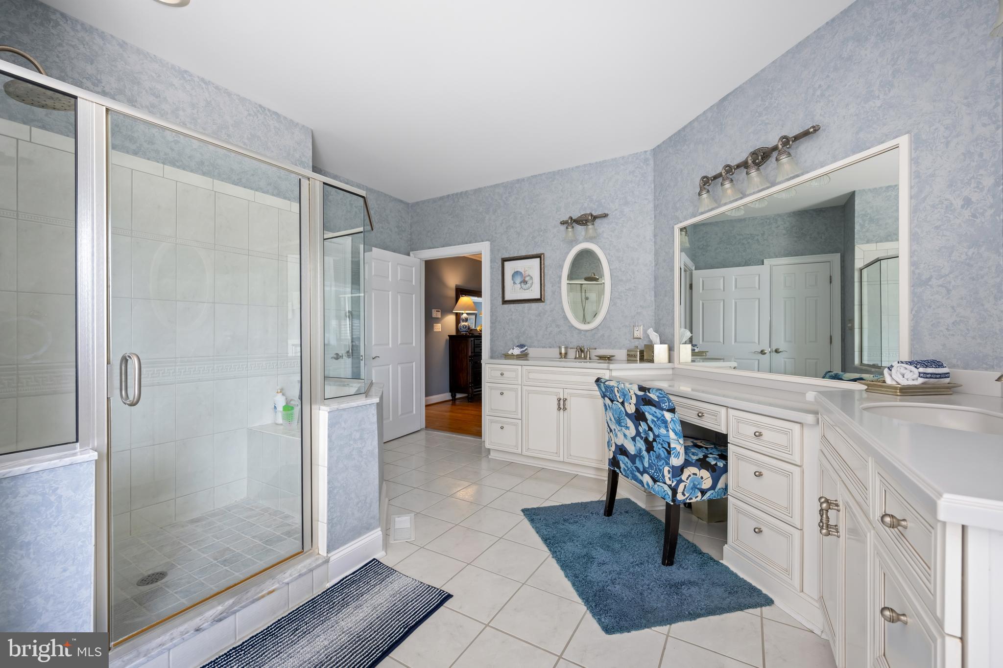 WOLFE POINTE - Residential