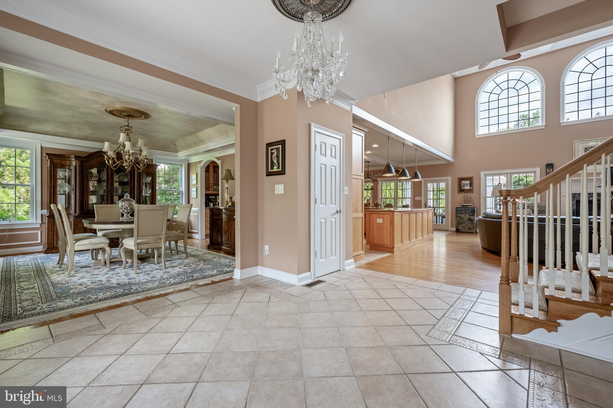 WOLFE POINTE - Residential