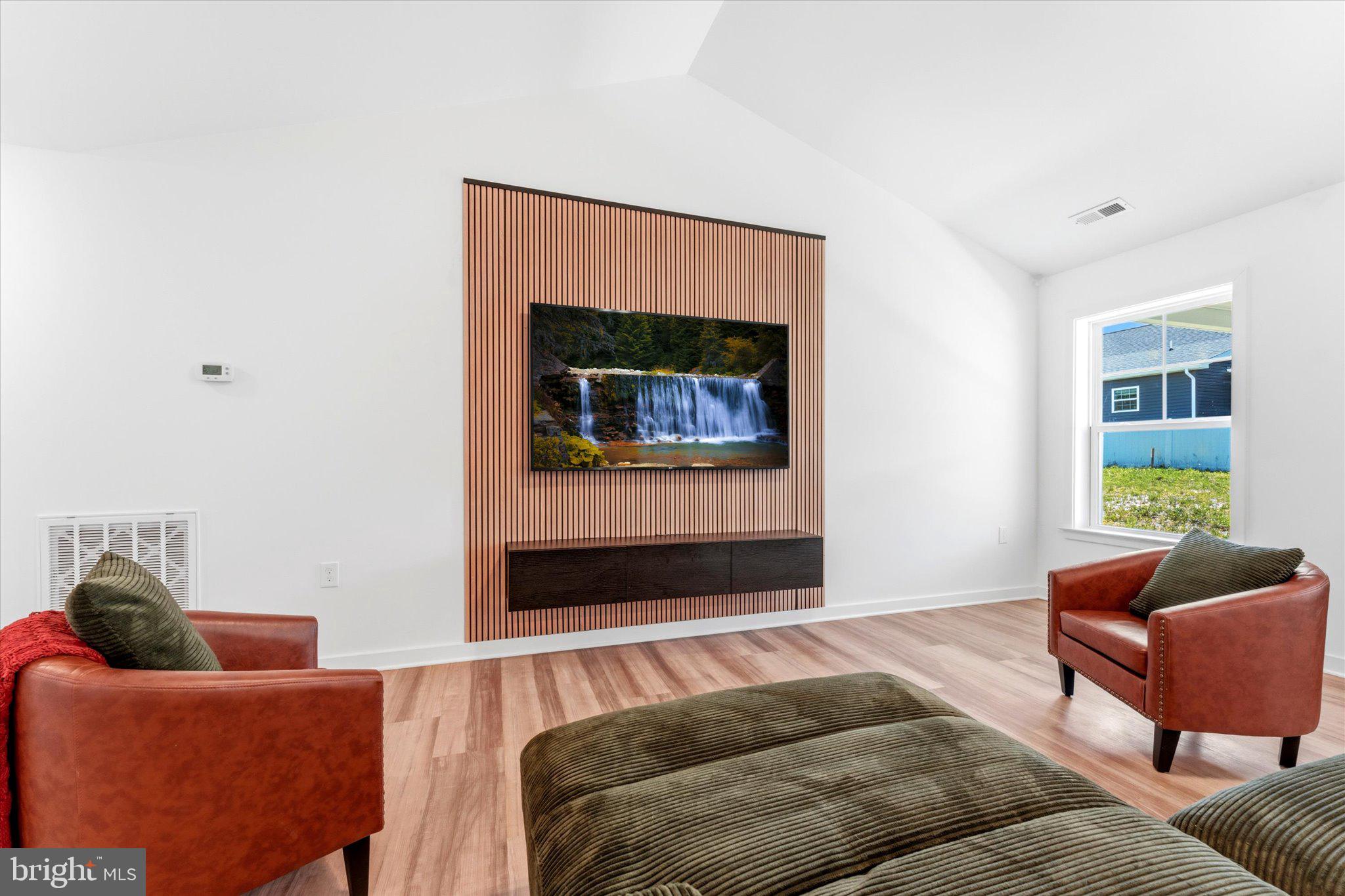 BRIDLE CREEK - Residential