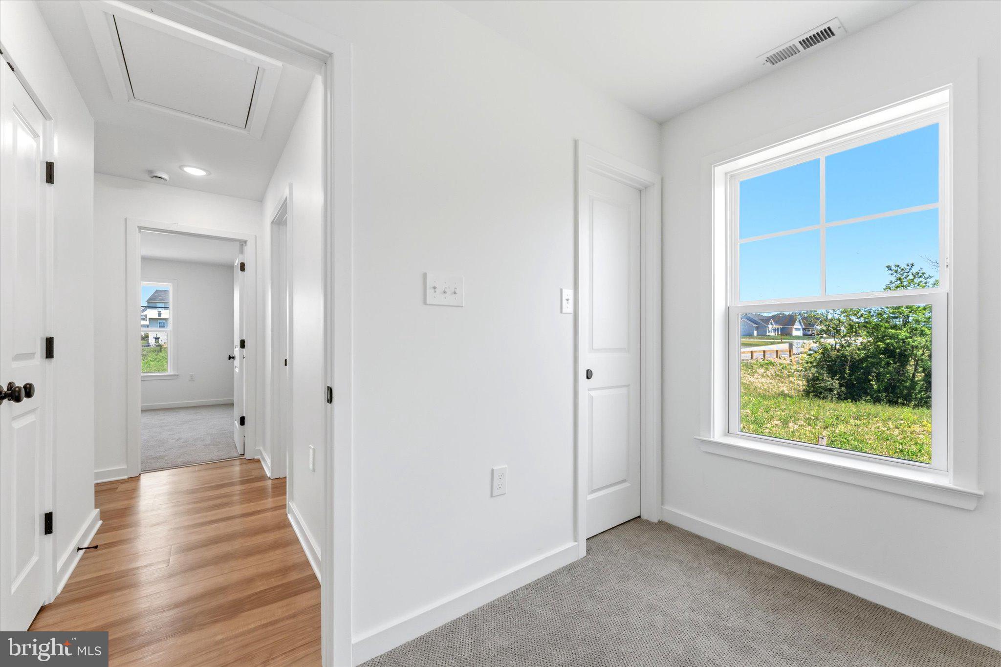 BRIDLE CREEK - Residential