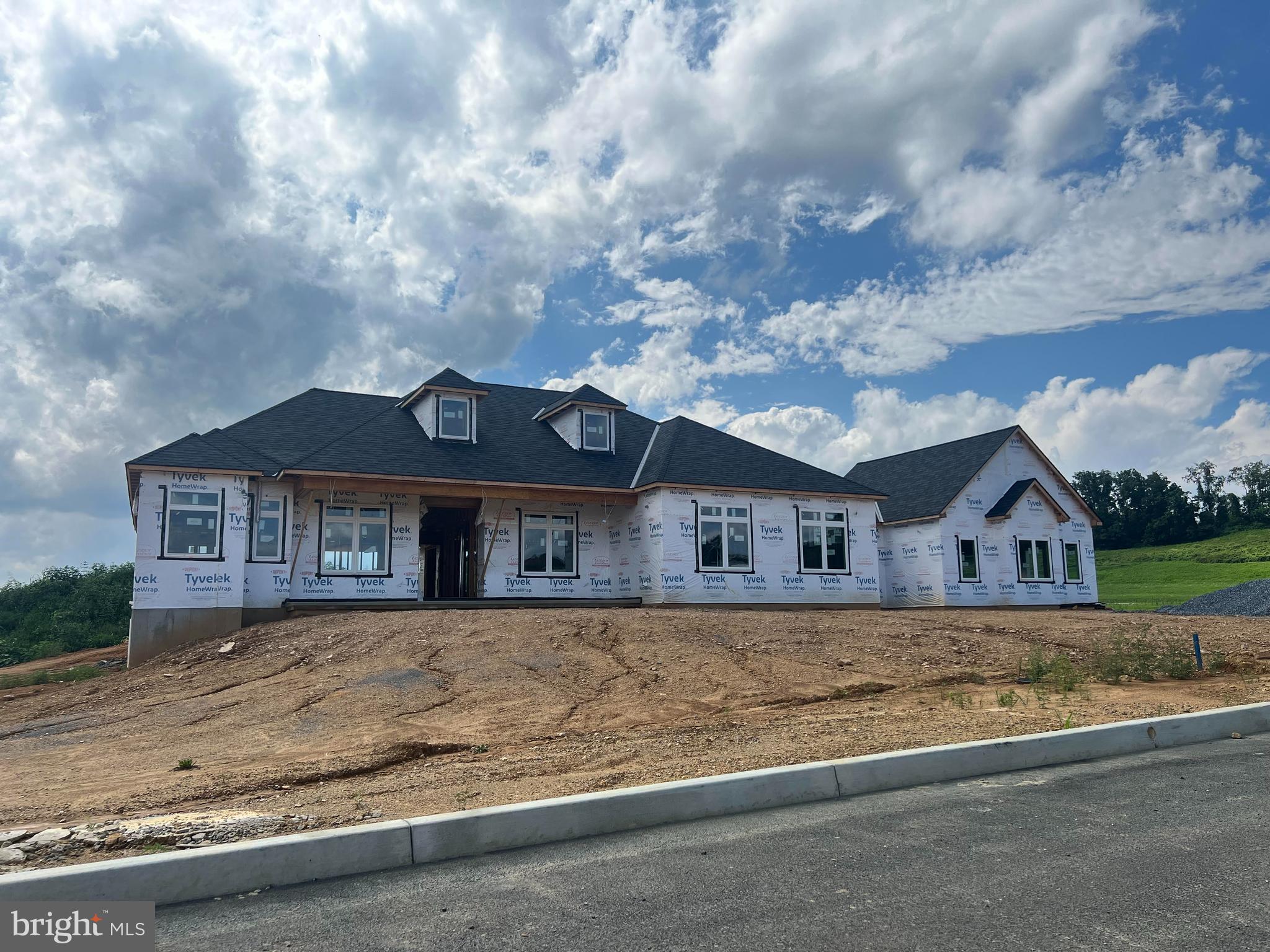 GREEN VALLEY CROSS - Residential