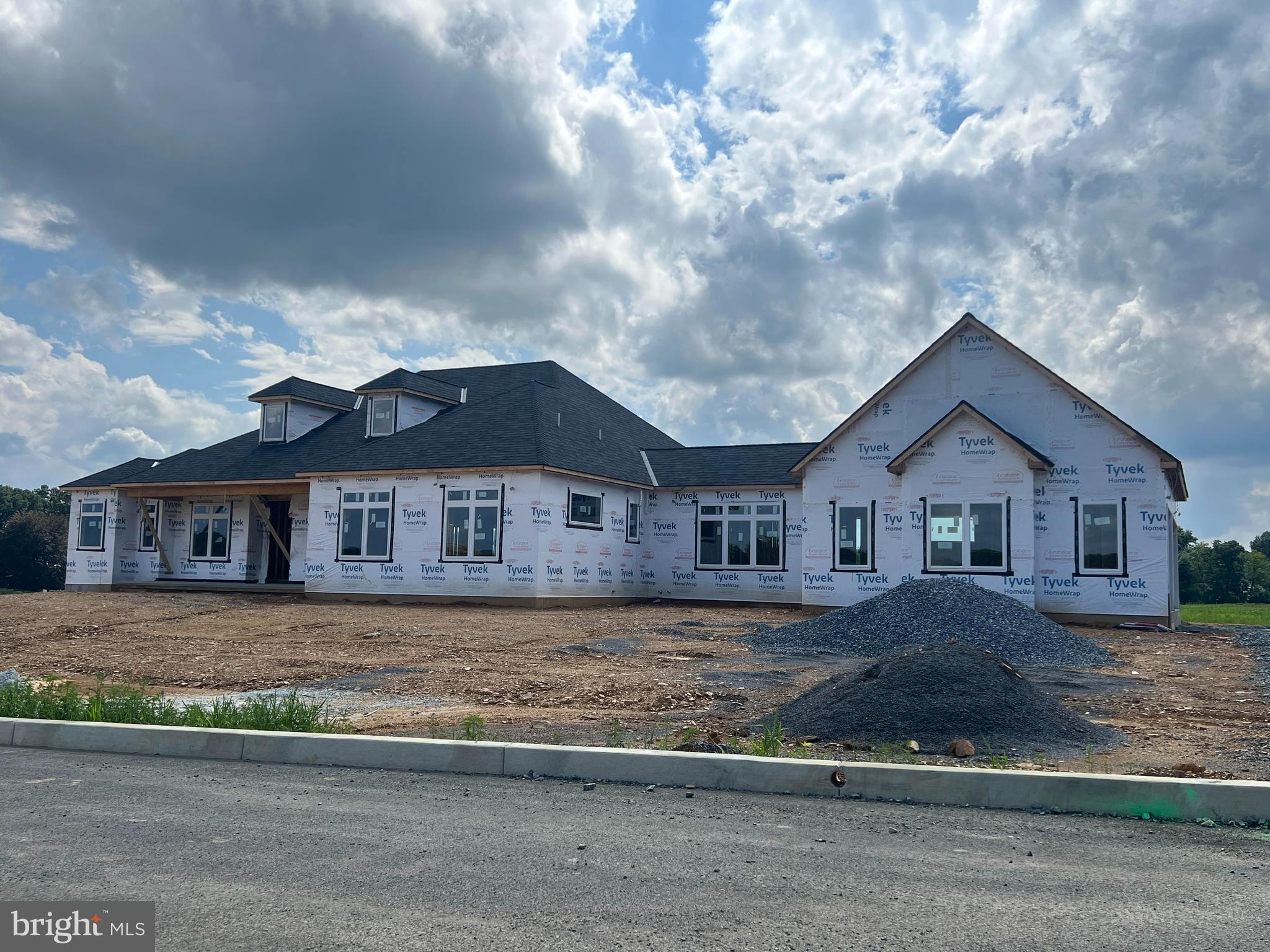 GREEN VALLEY CROSS - Residential