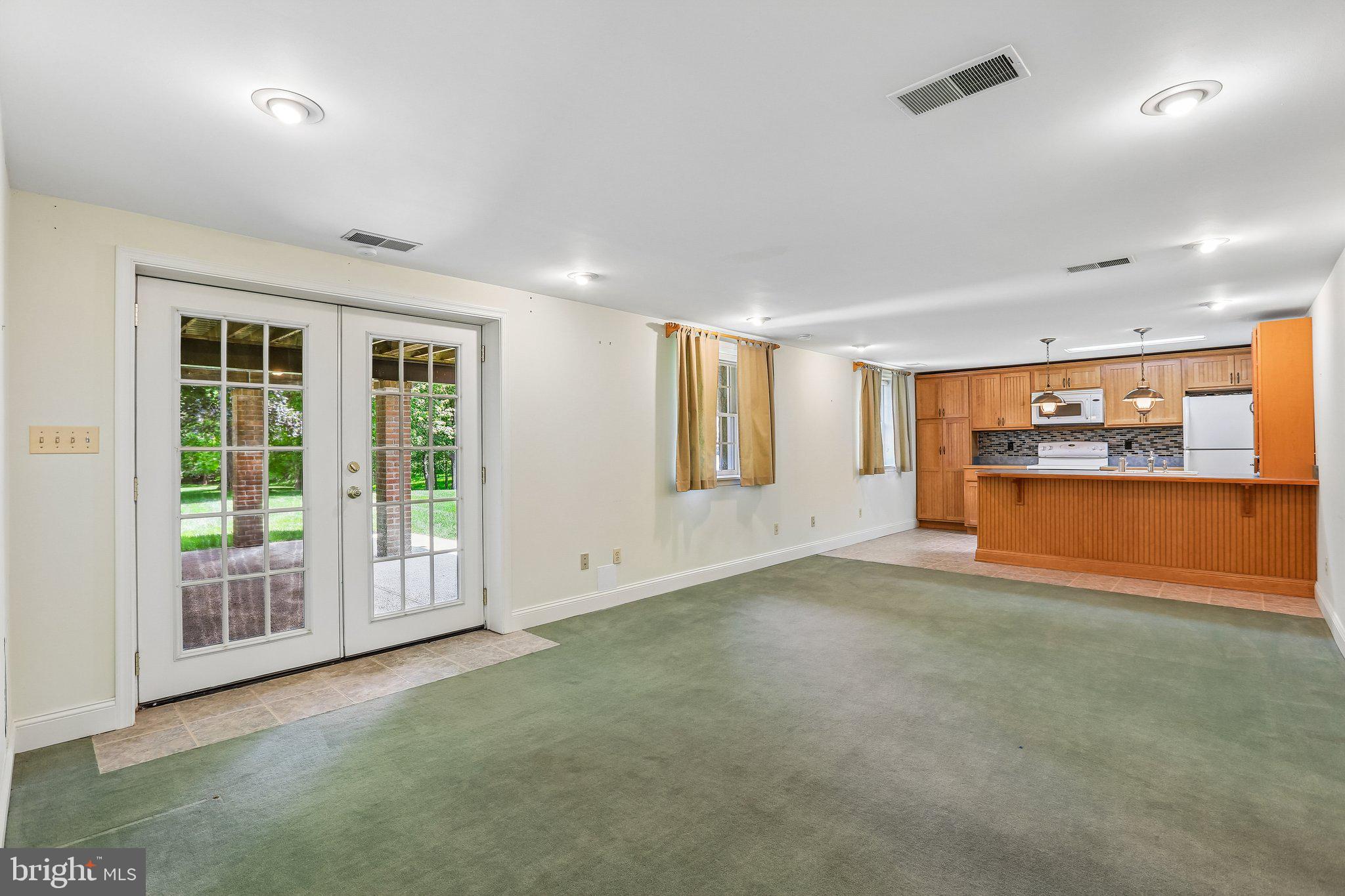 GRAY ROCK FARM - Residential