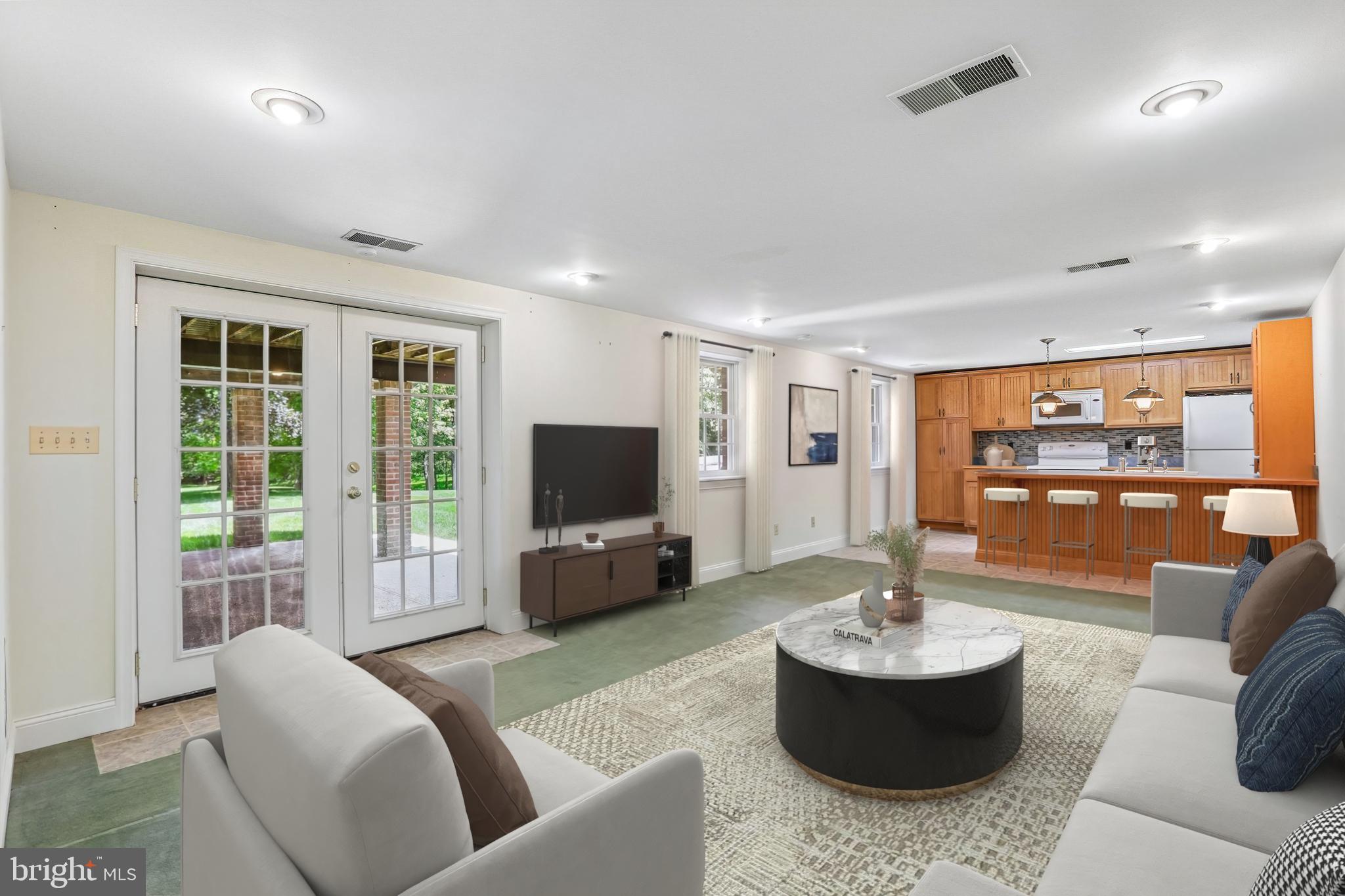 GRAY ROCK FARM - Residential