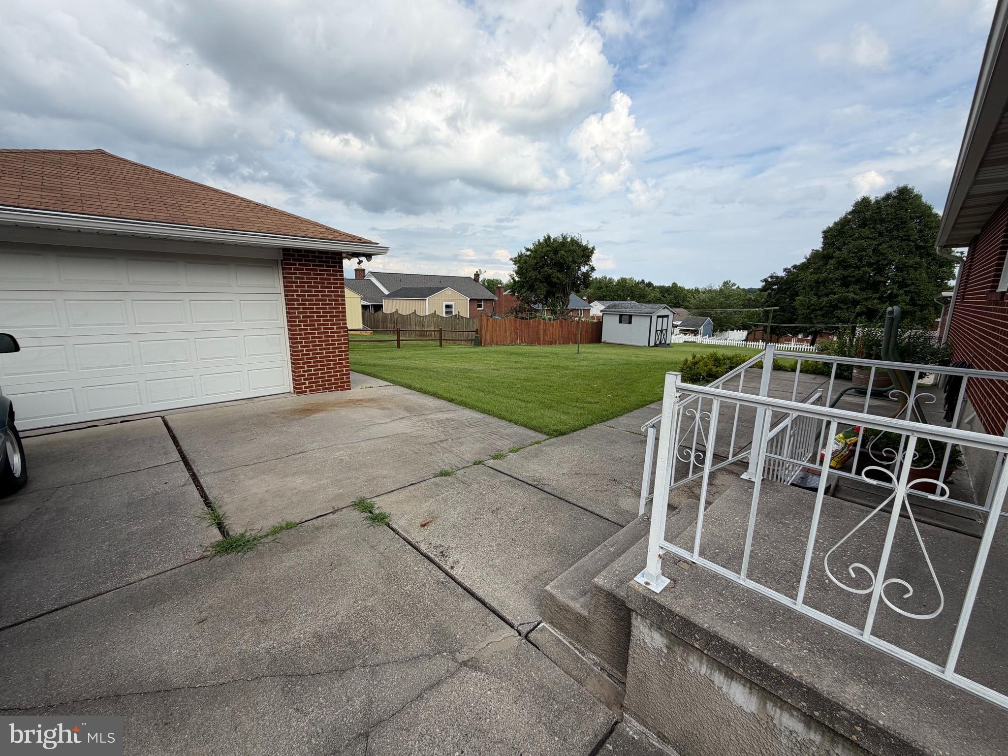 ROSEDALE - Residential