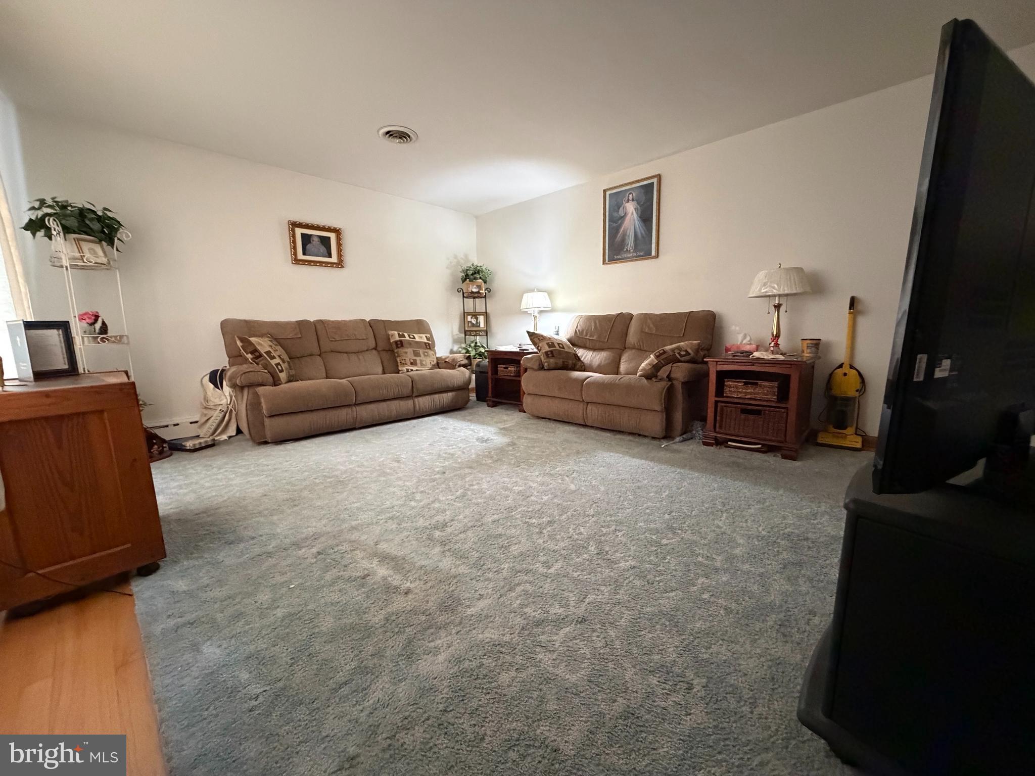 ROSEDALE - Residential