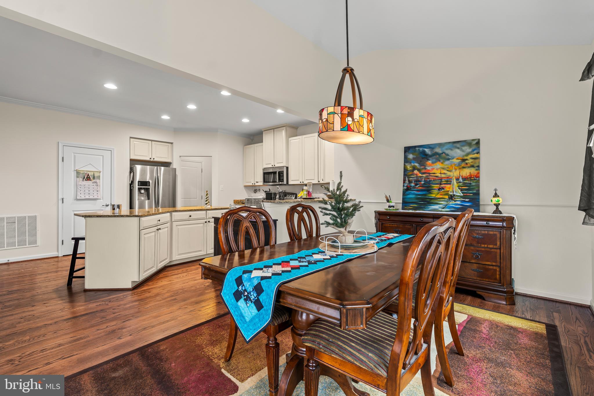 WEST FIELDS - Residential