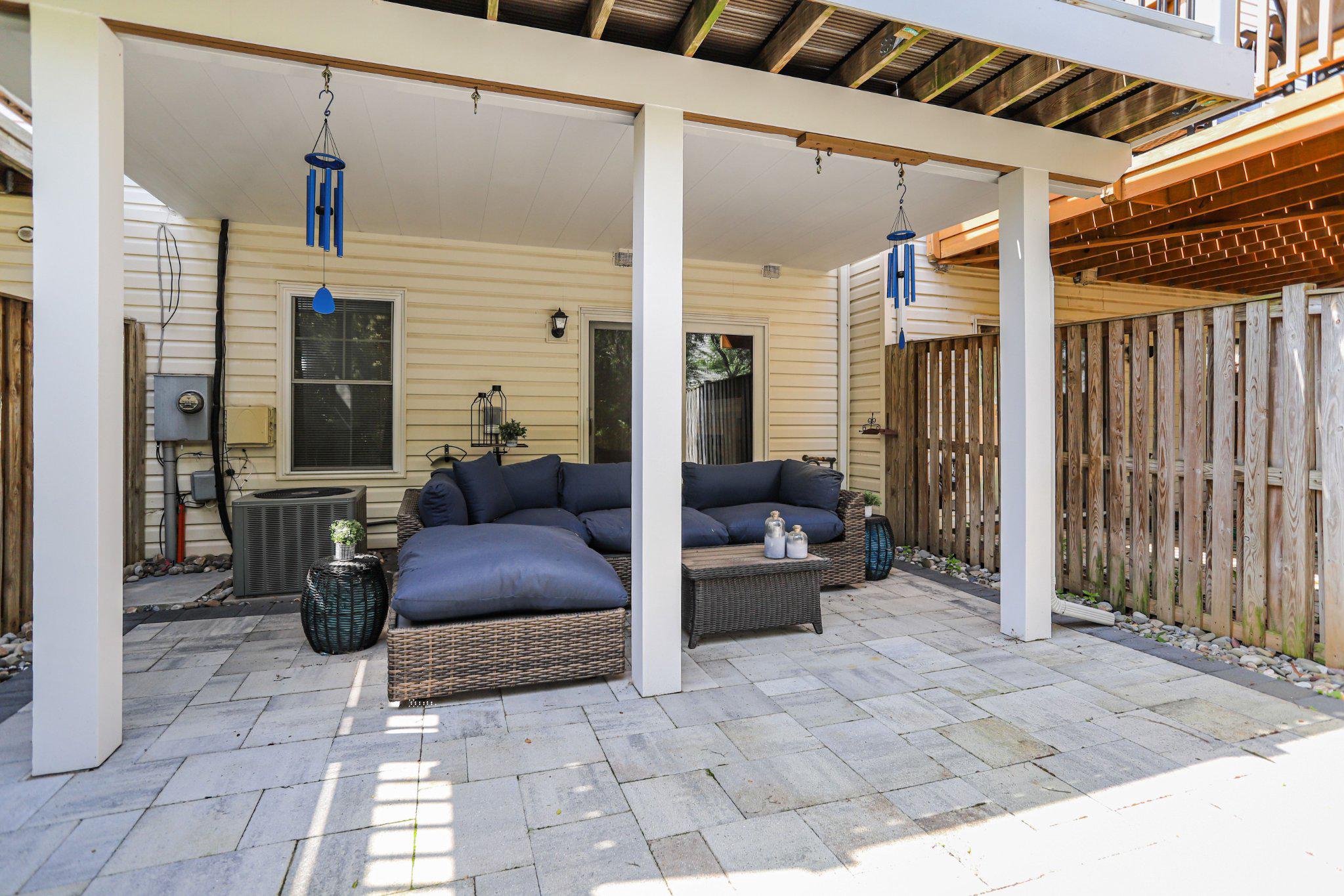 SOUTH RIDING - Residential