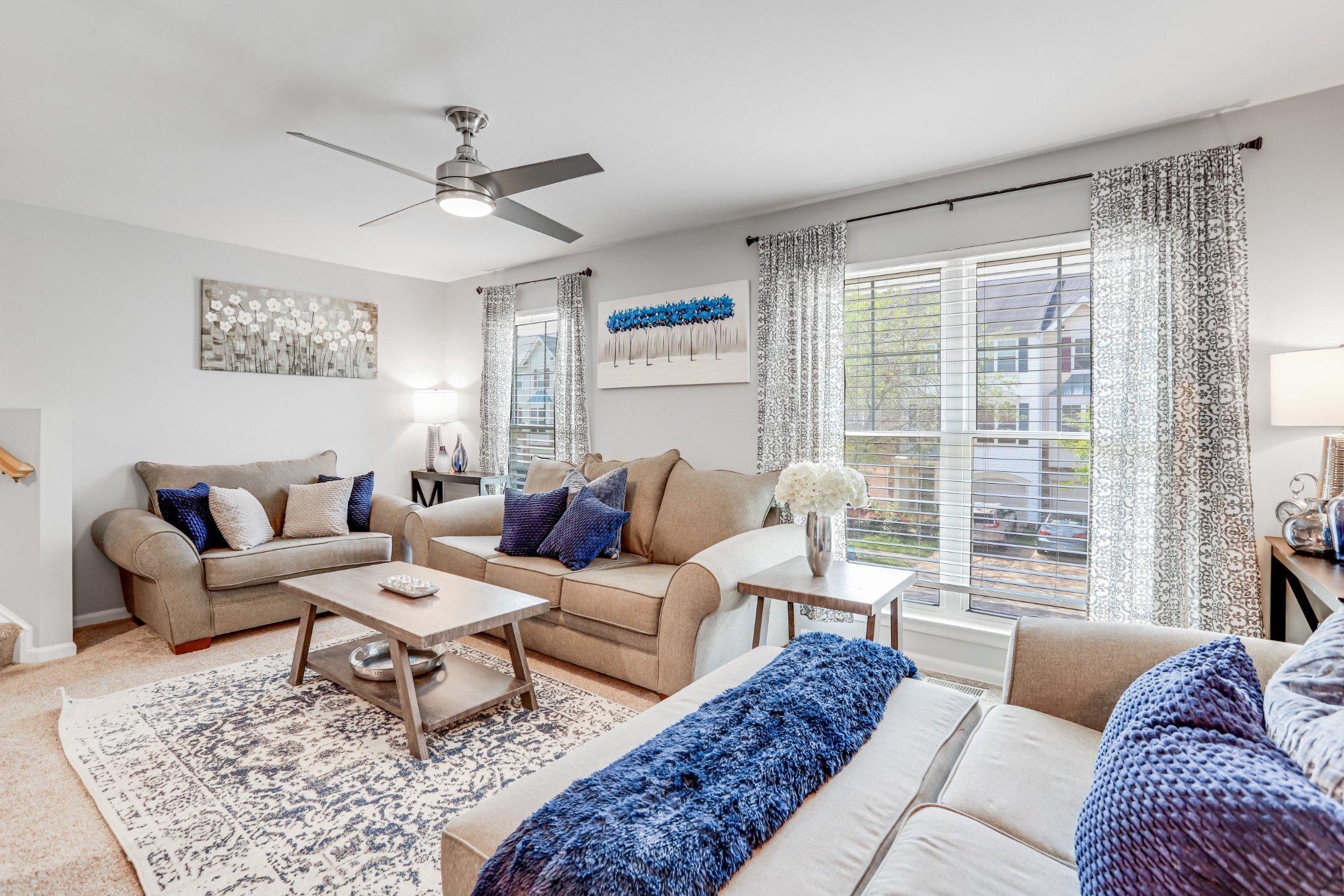 SOUTH RIDING - Residential