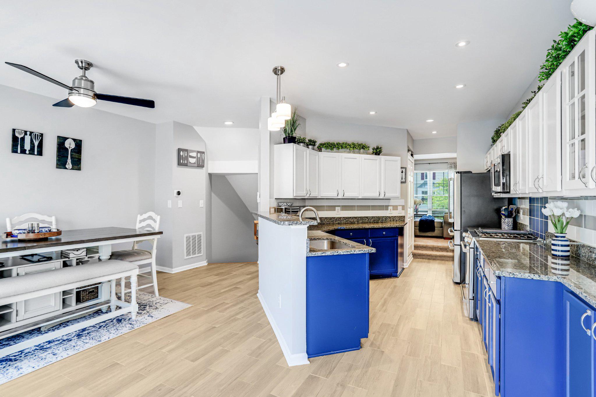 SOUTH RIDING - Residential