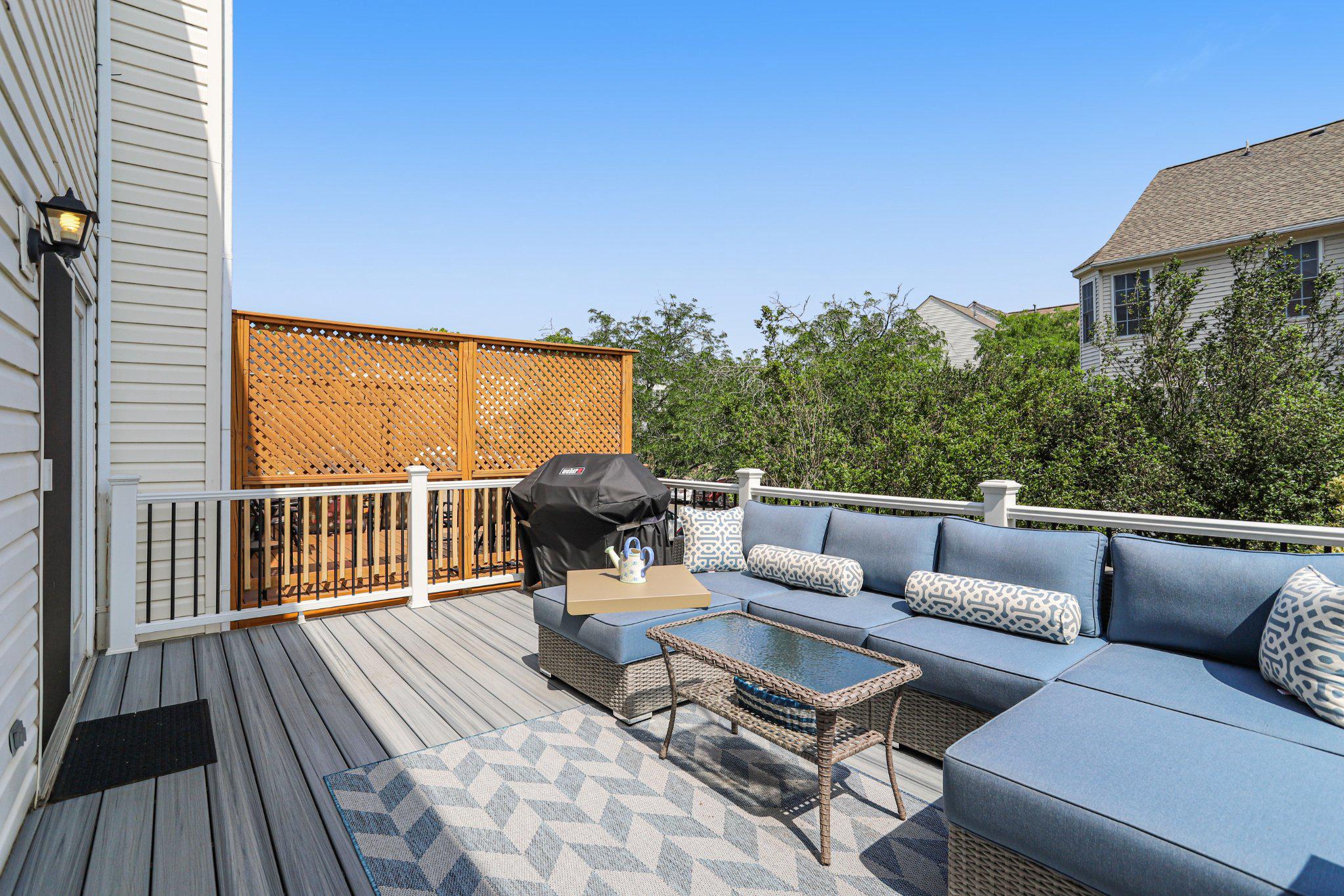 SOUTH RIDING - Residential