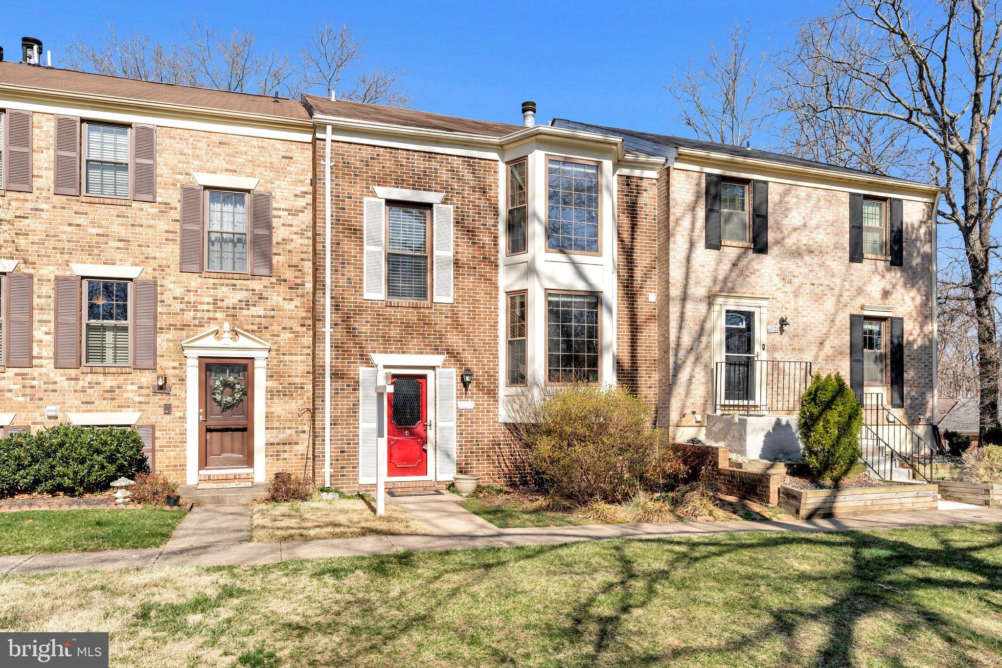 **OPEN HOUSE IS CANCELED - SELLERS ACCEPTED AN OFFER**  Spacious townhome in popular and convenient Cardinal Glen with fresh paint and new carpet! The main level features hardwood floors and an updated gourmet kitchen. The upper level has 3 generously sized bedrooms and updated bathrooms. The lower level boasts a large rec room and walk-out to the deck. A private bonus room finishes off the lower level. GREAT LOCATION! Minutes to major commuter routes and VRE. Close to several shopping and restaurant options. Lake Braddock Pyramid. 2 assigned parking spots.