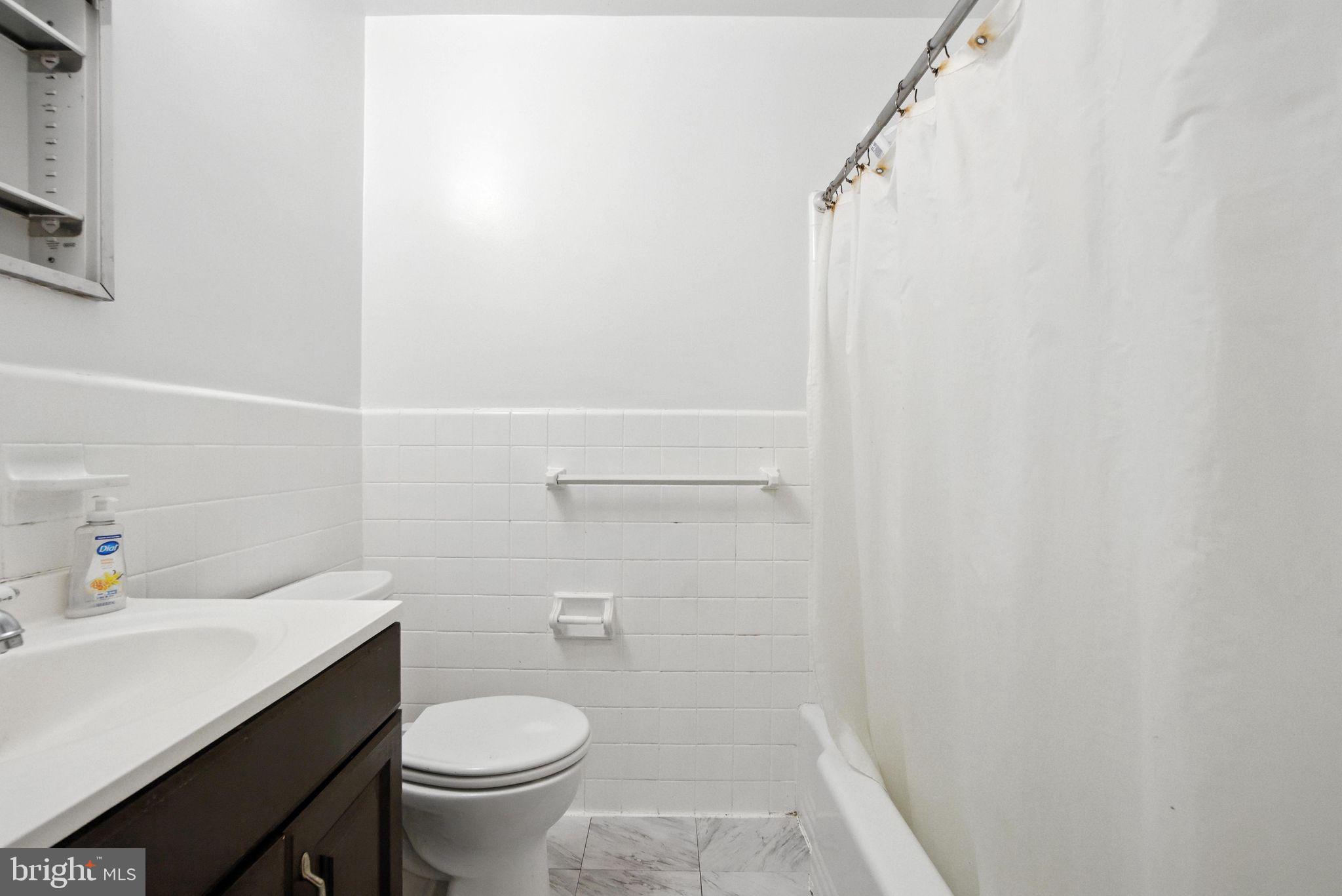 WHITEHALL - Residential Lease