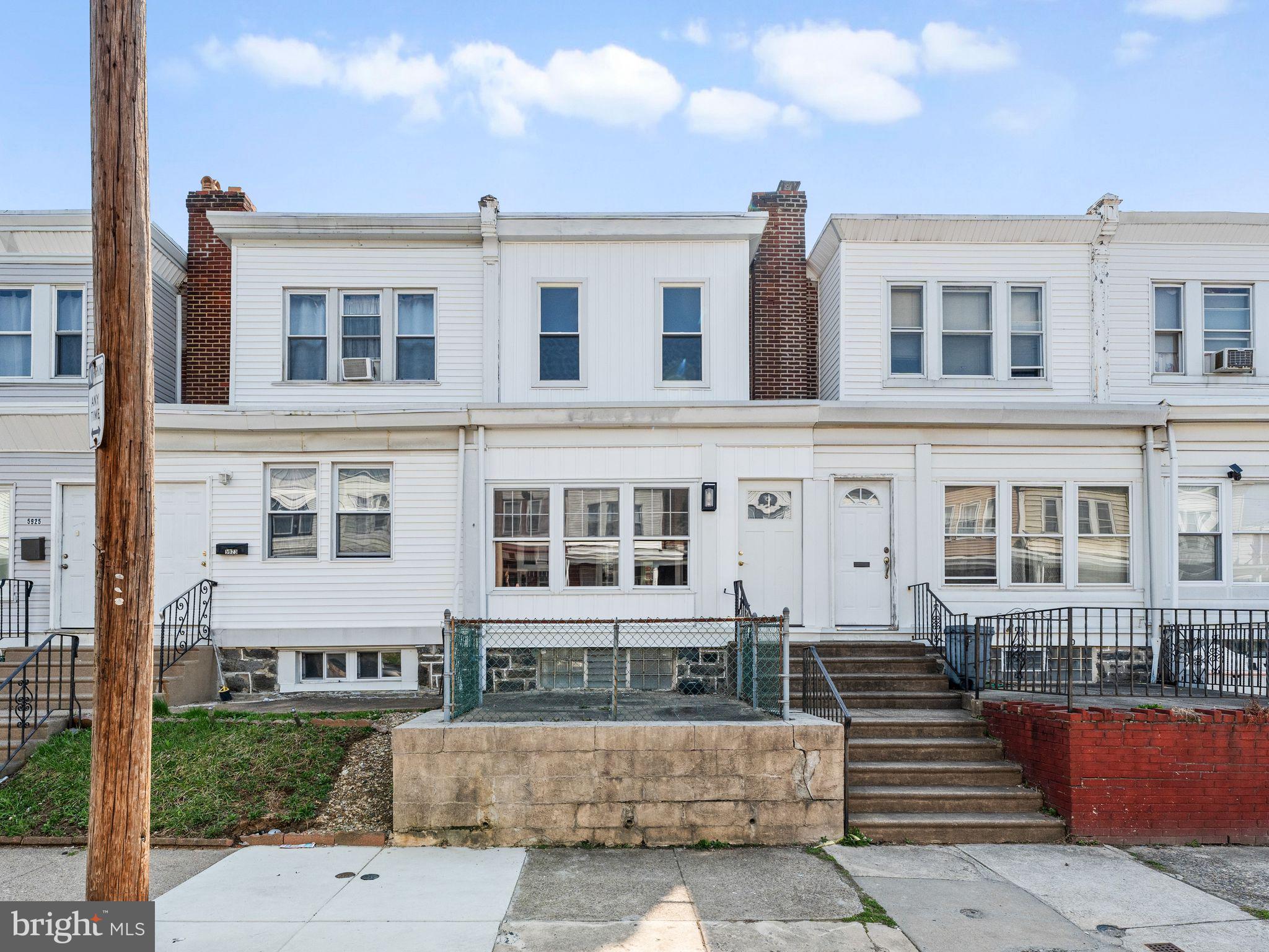 LAWNDALE - Residential