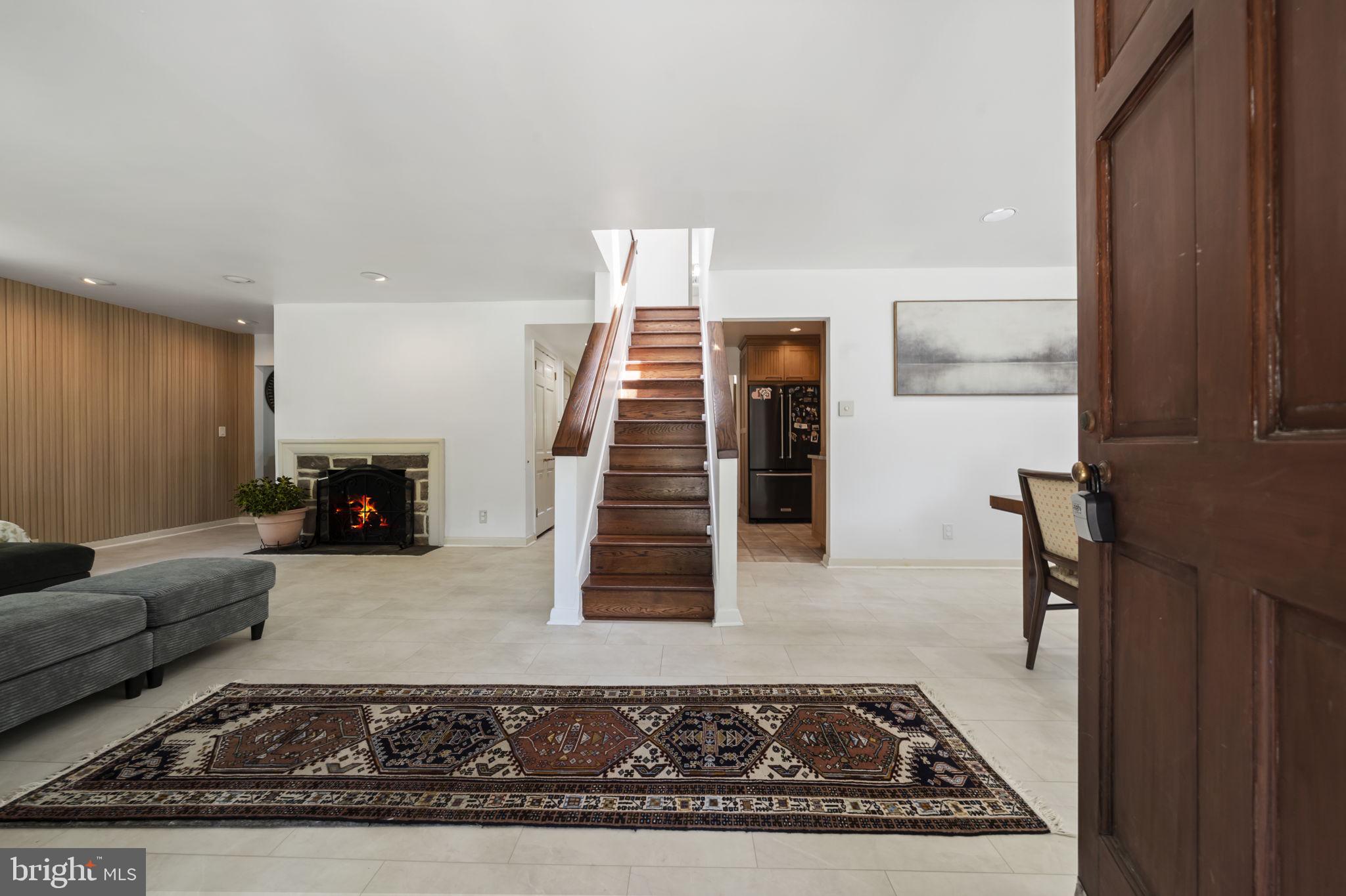 MEADOWBROOK - Residential