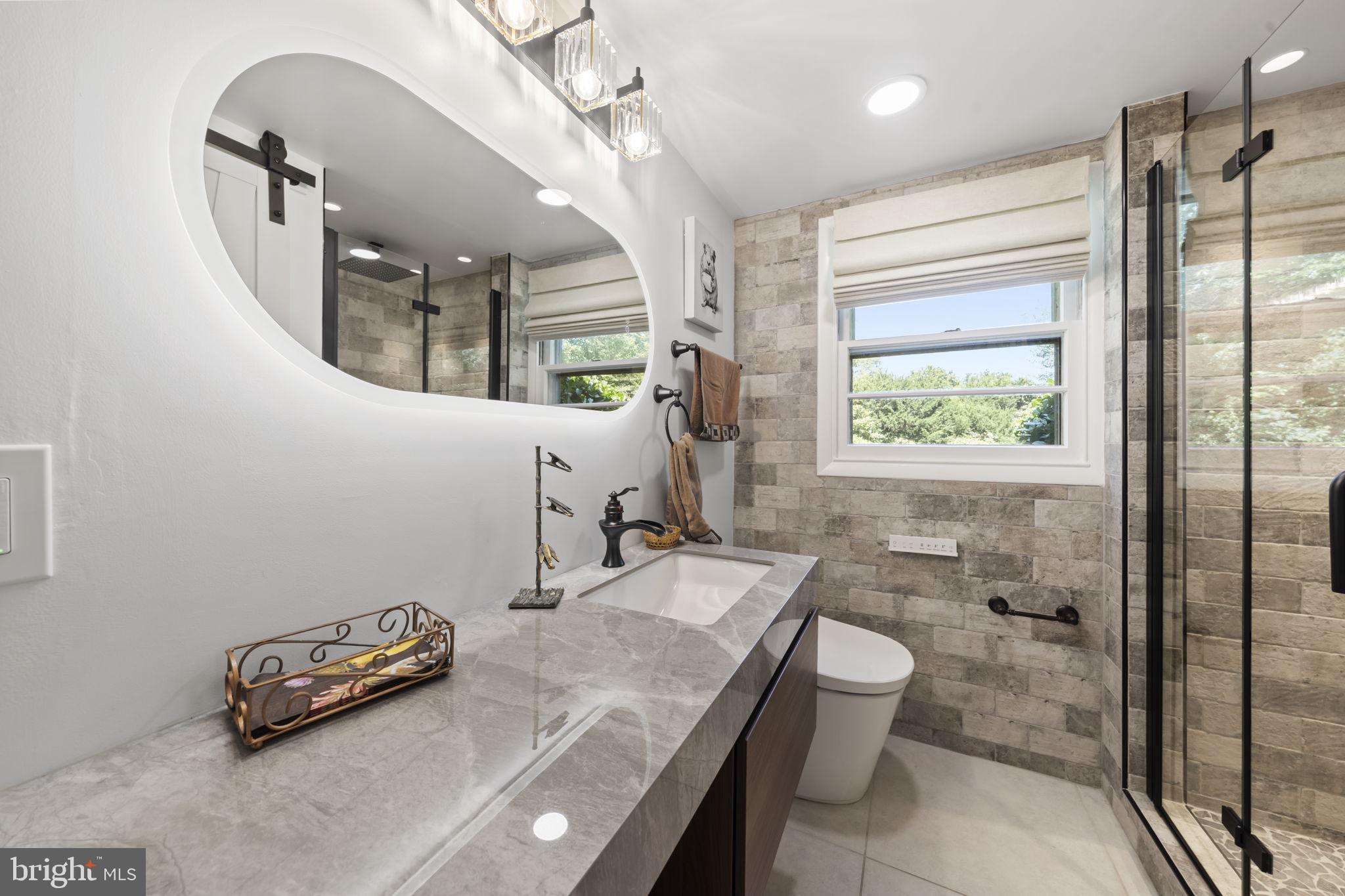 MEADOWBROOK - Residential