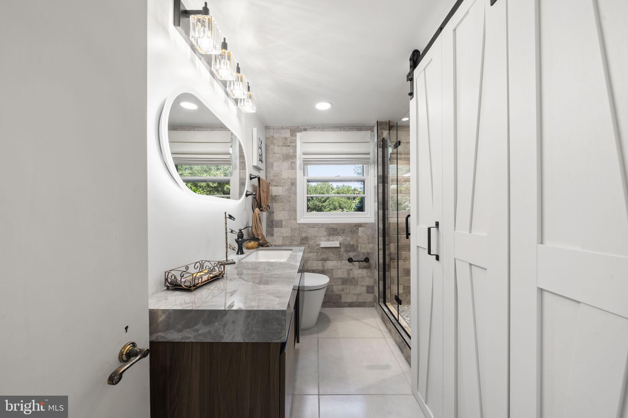 MEADOWBROOK - Residential