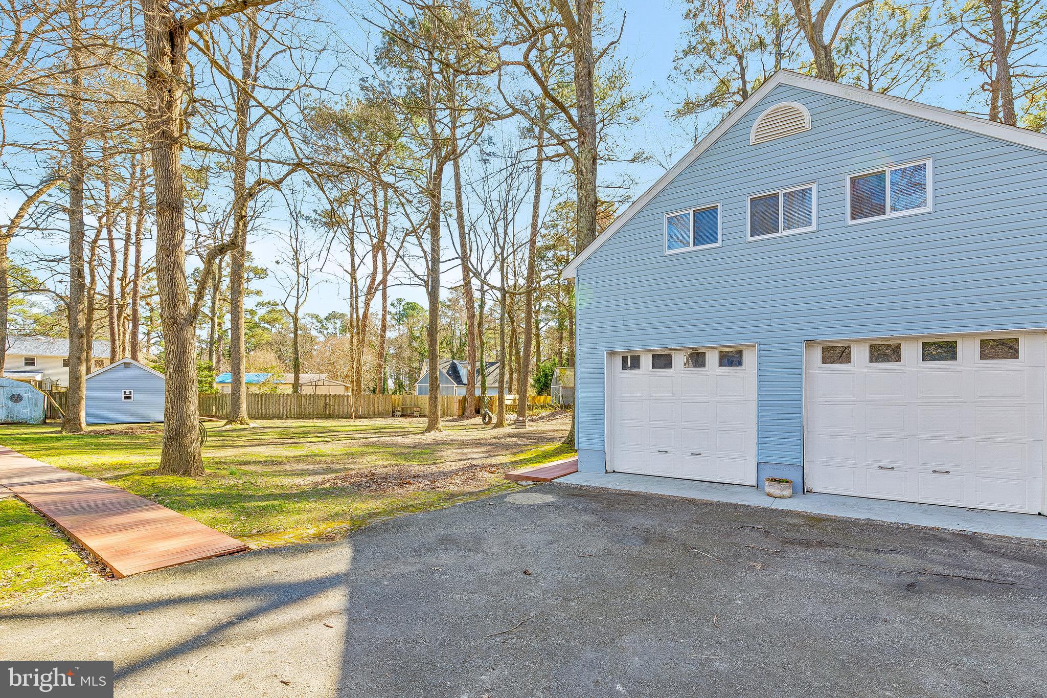 DRUM POINT - Residential