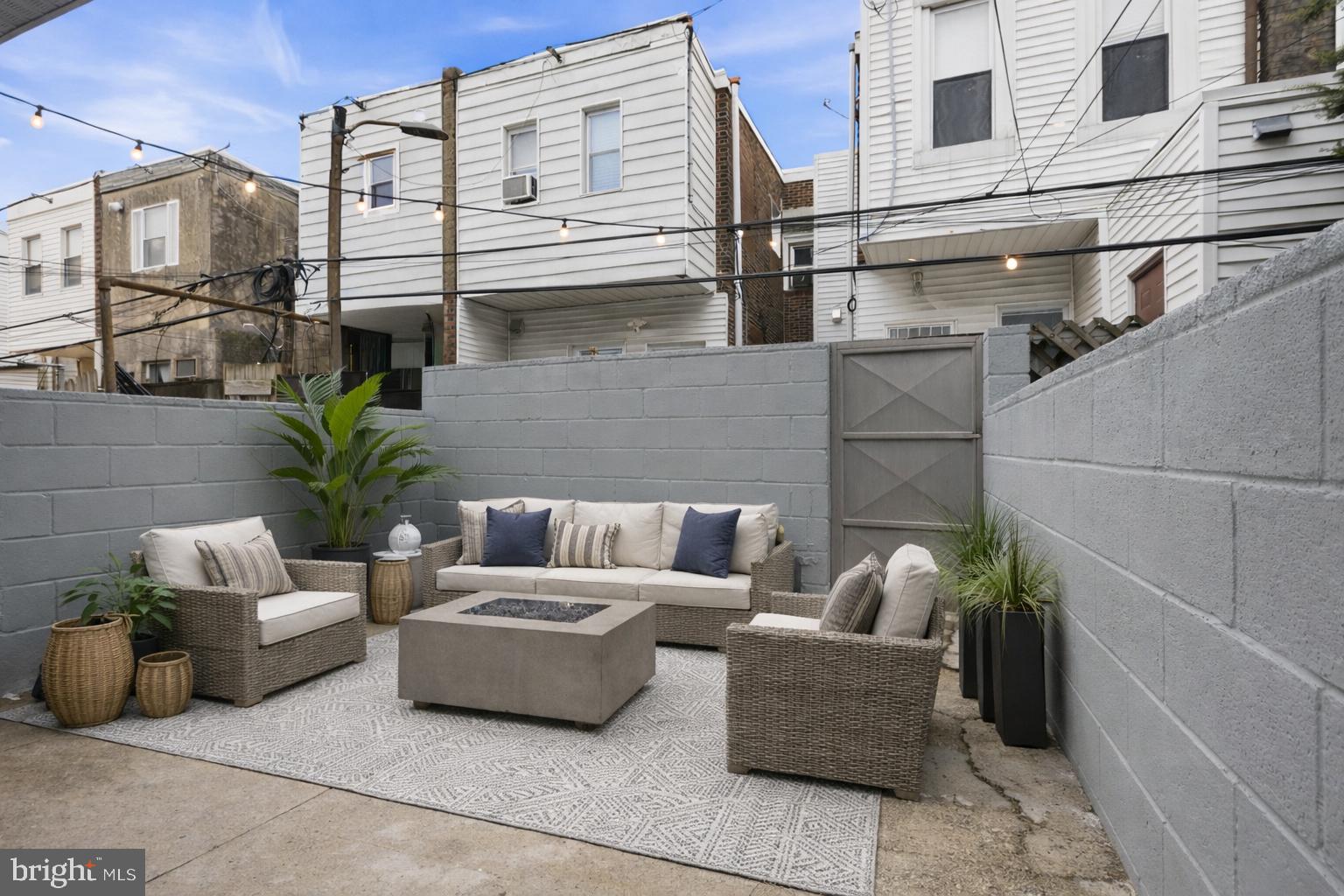 WEST PASSYUNK - Residential