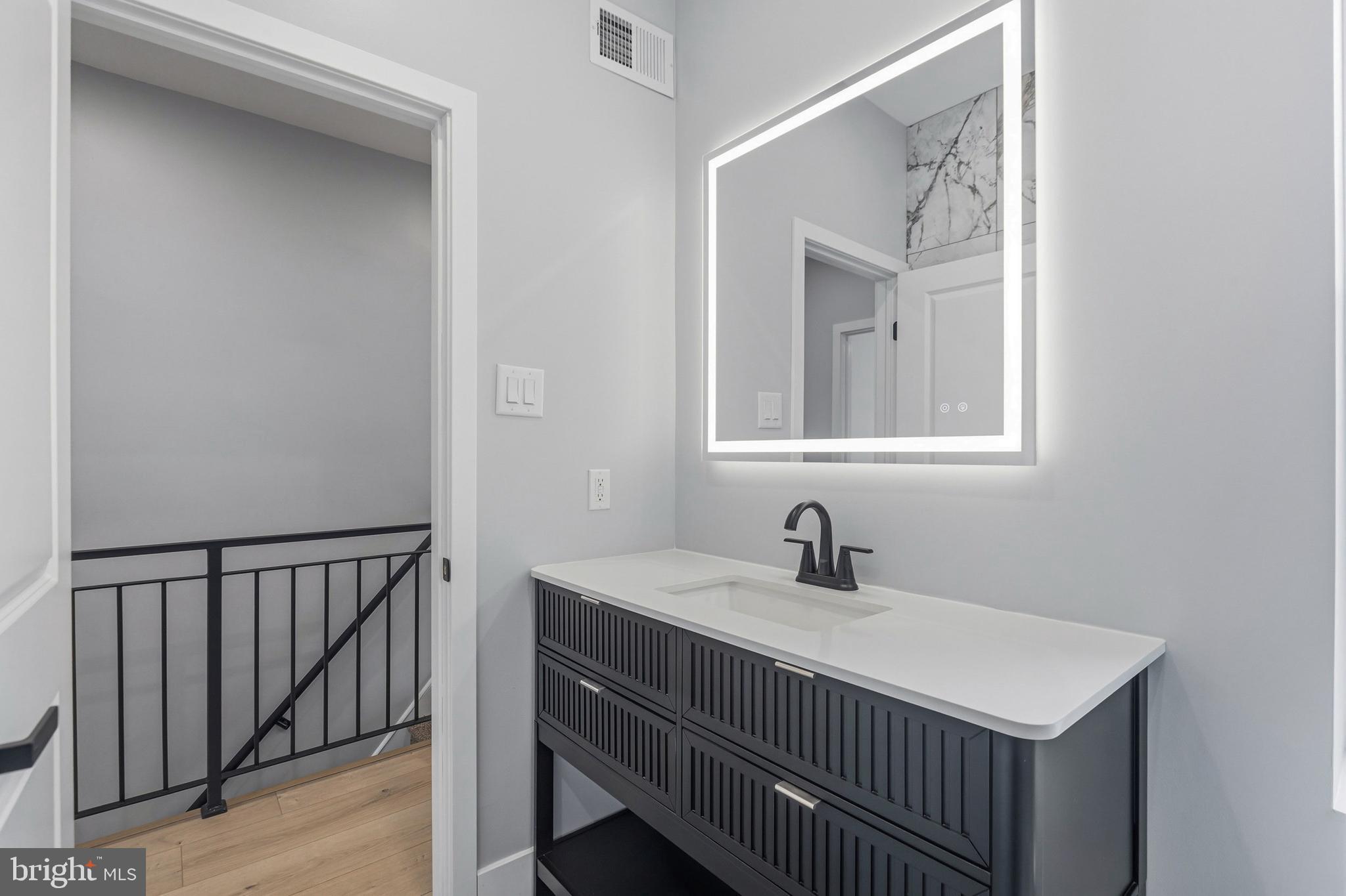 WEST PASSYUNK - Residential