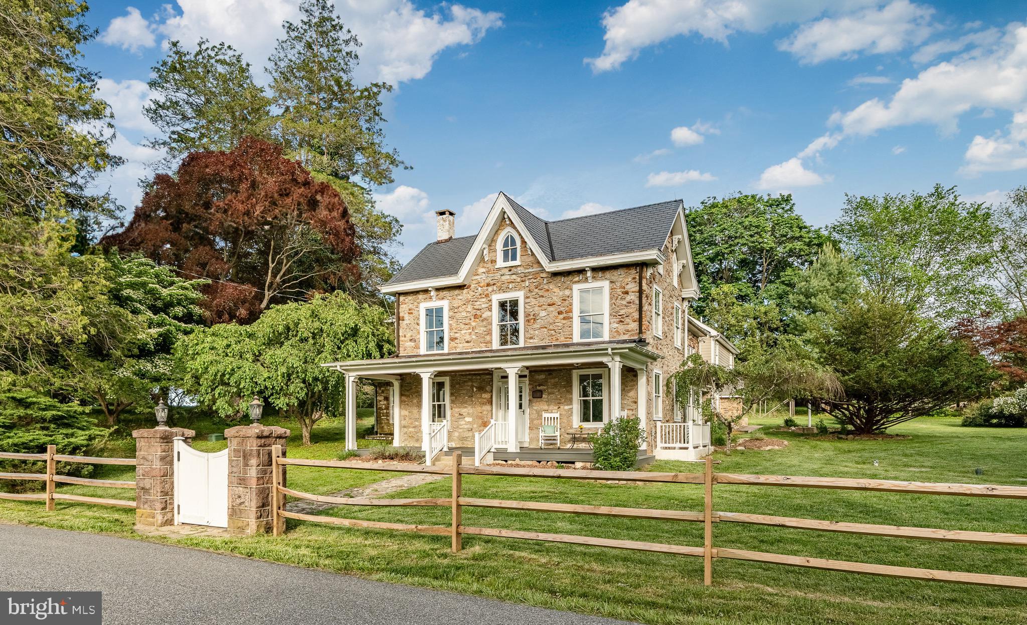 FIELDSTONE FARM - Residential