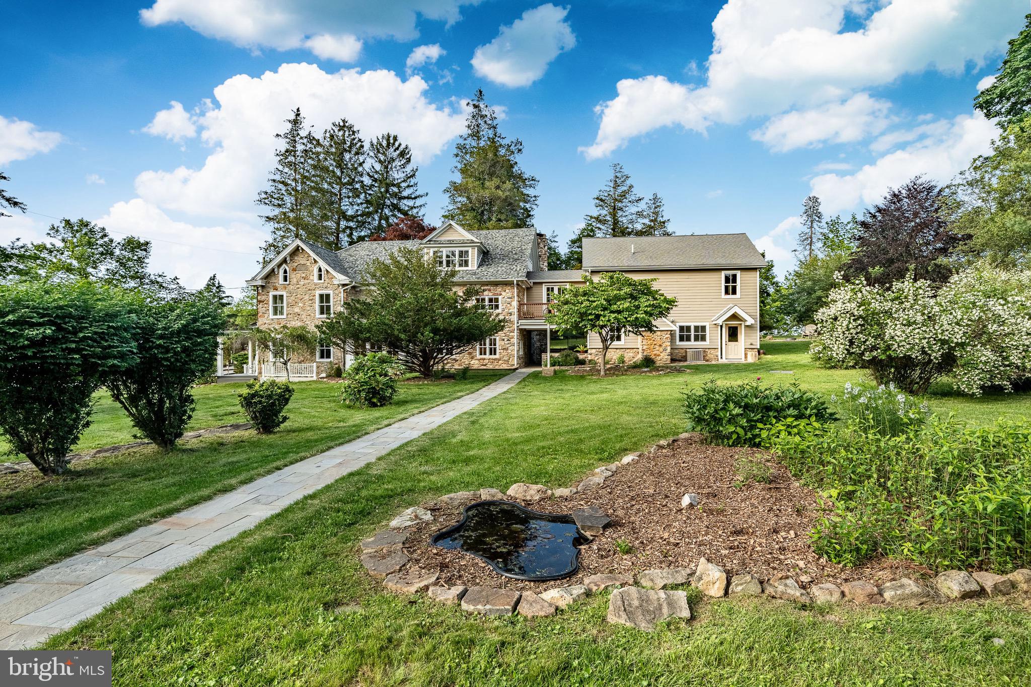 FIELDSTONE FARM - Residential