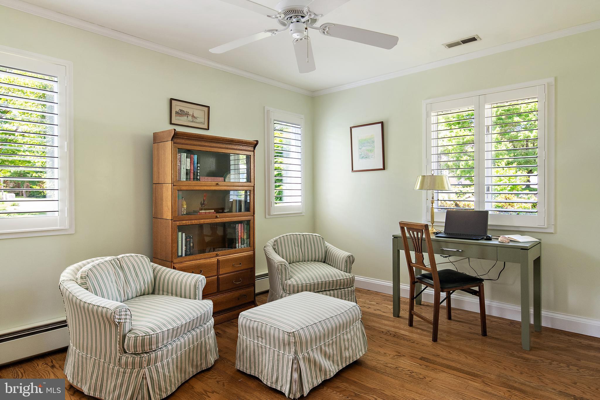 WHITEHALL MANOR - Residential