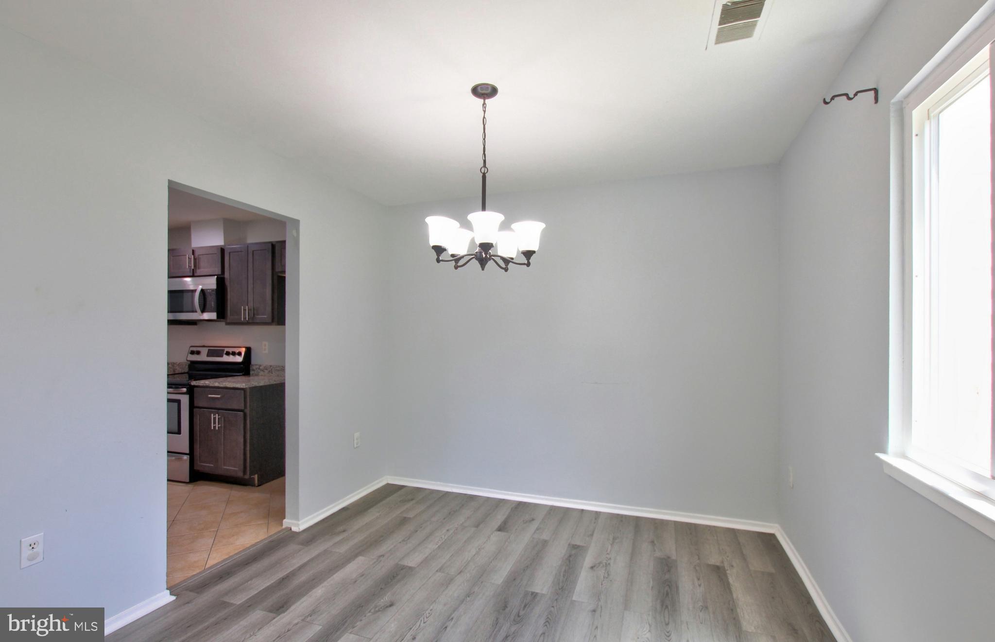WILLOW HILLS - Residential