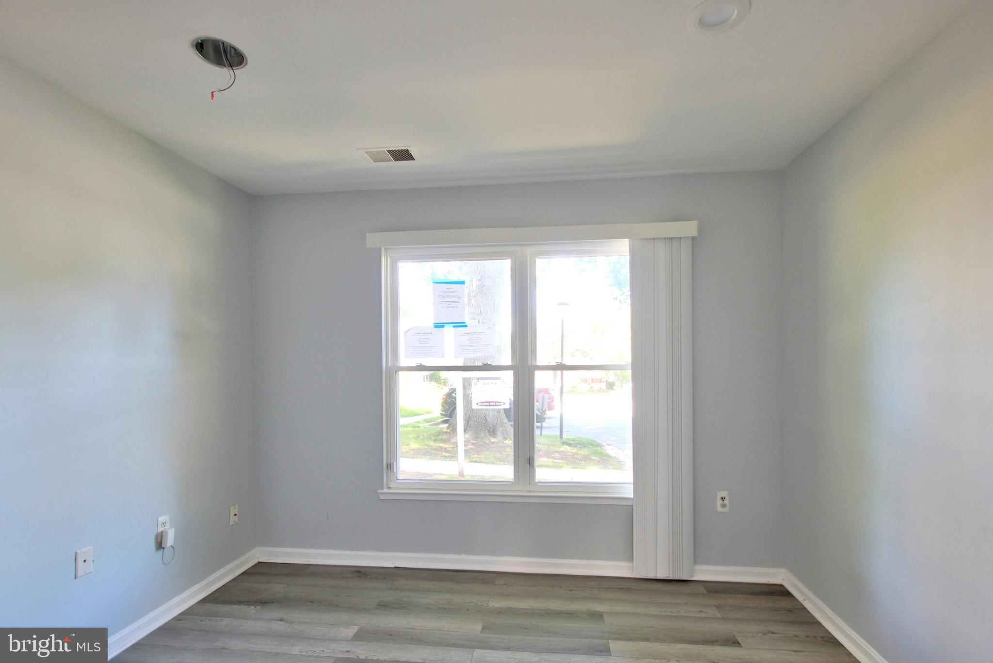 WILLOW HILLS - Residential