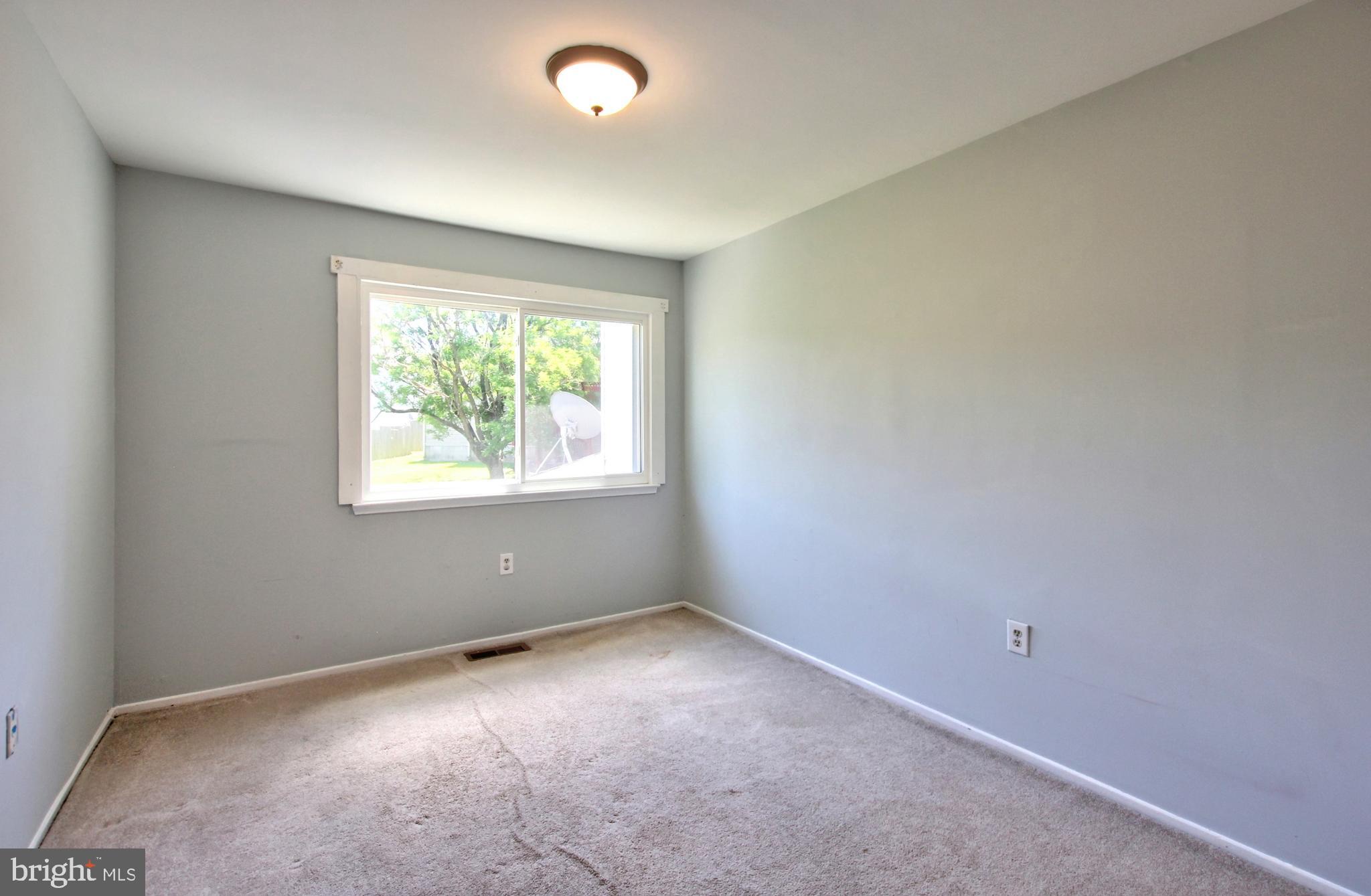 WILLOW HILLS - Residential