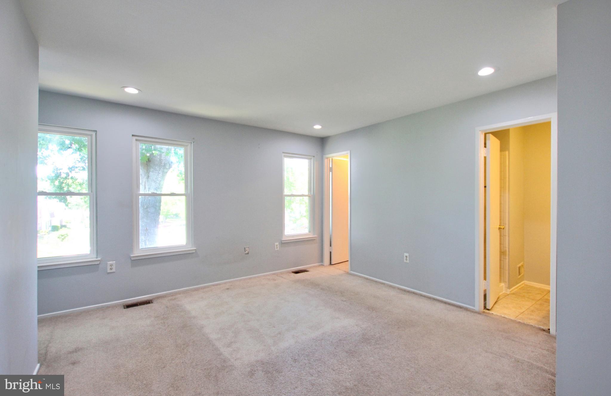 WILLOW HILLS - Residential