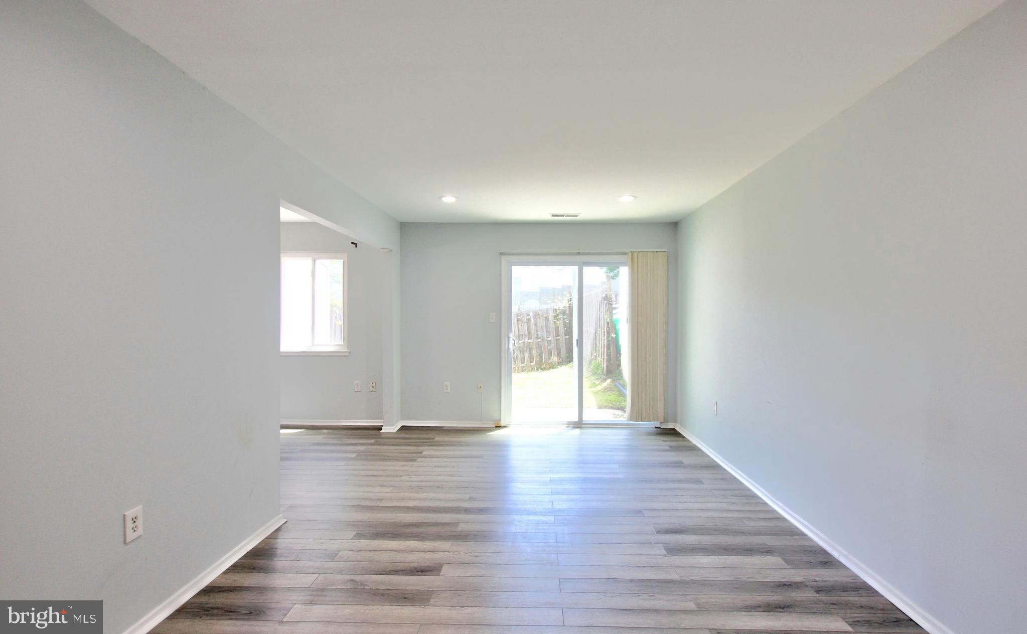 WILLOW HILLS - Residential