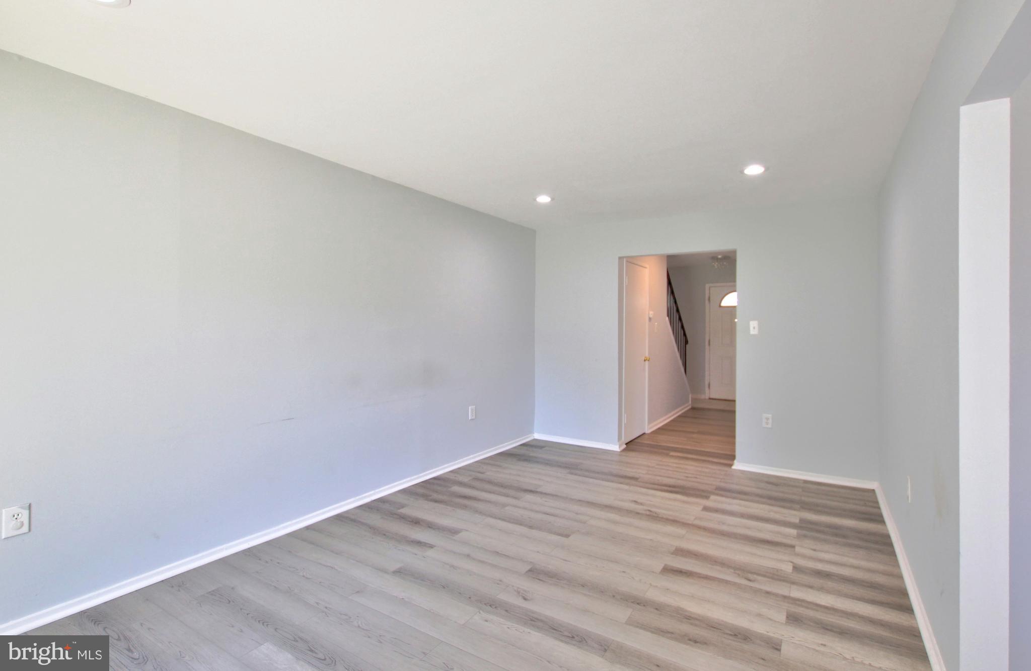 WILLOW HILLS - Residential