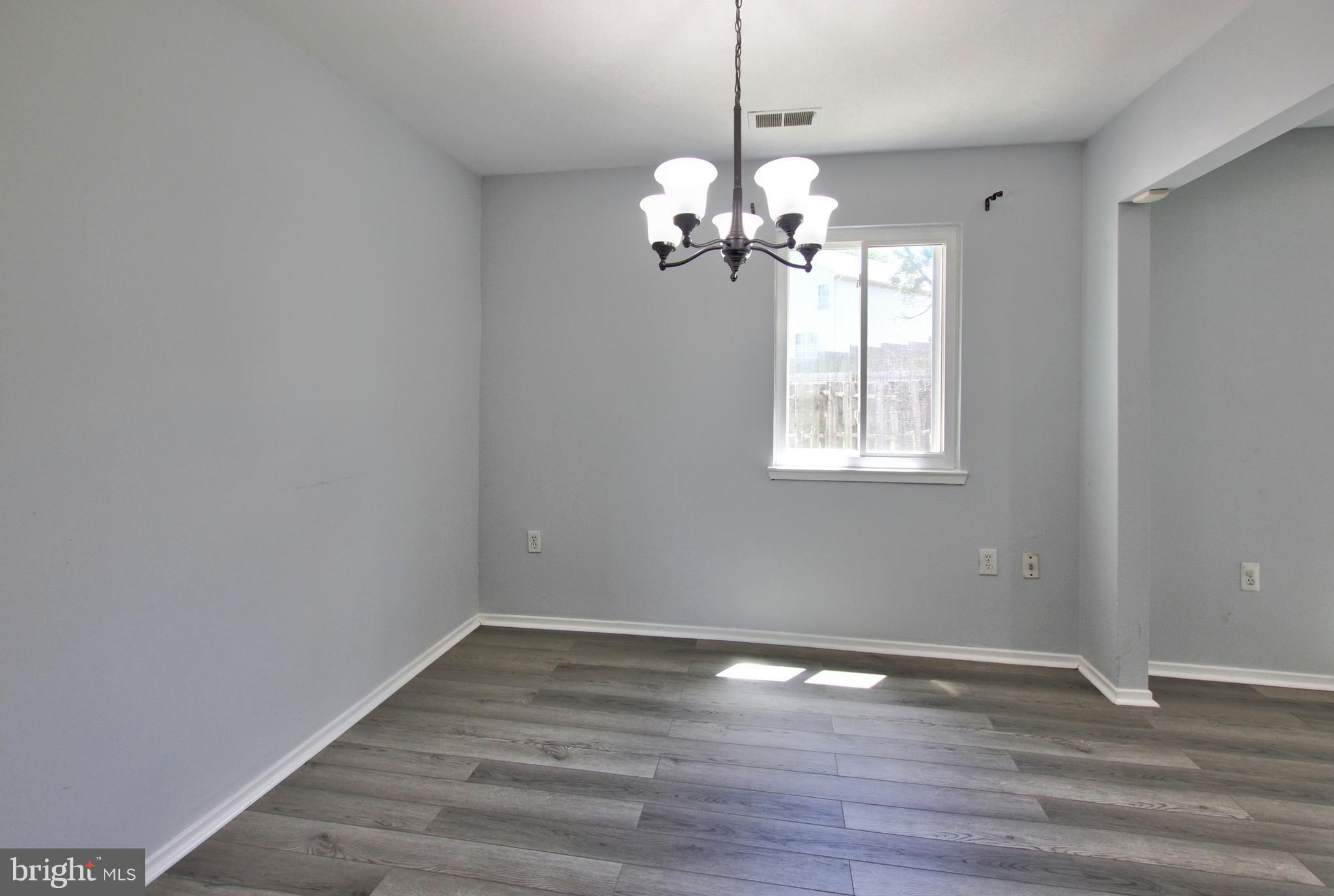 WILLOW HILLS - Residential