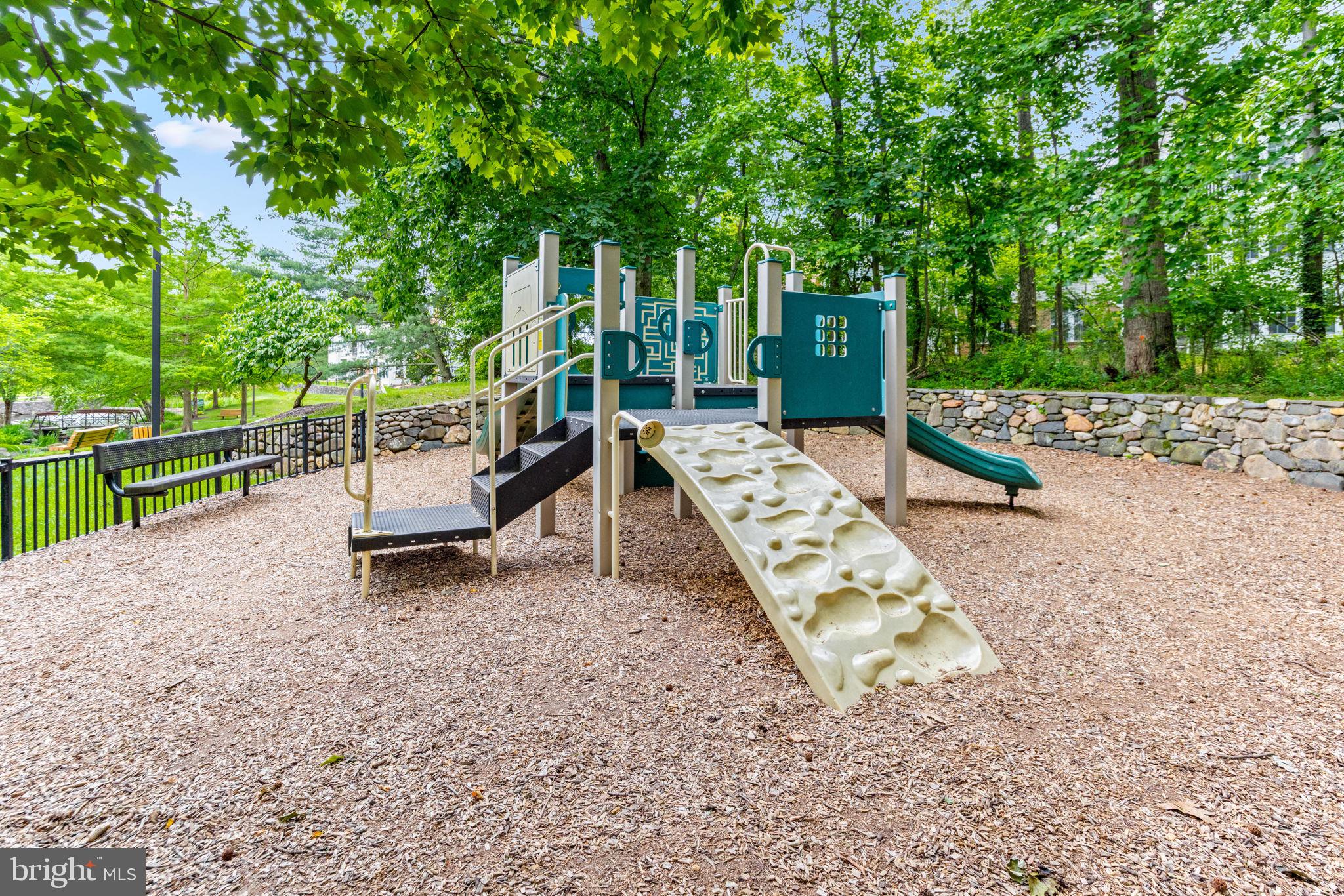 CEDAR RIDGE - Residential