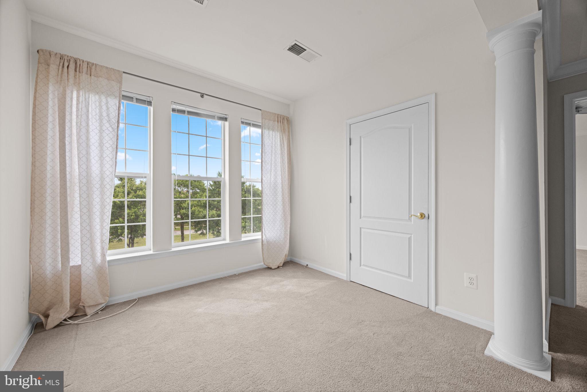 CEDAR RIDGE - Residential