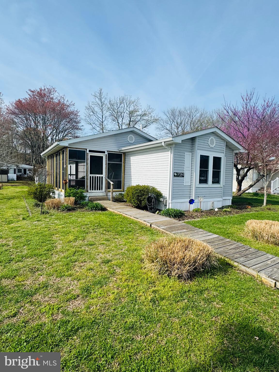 SHADY PARK - Residential