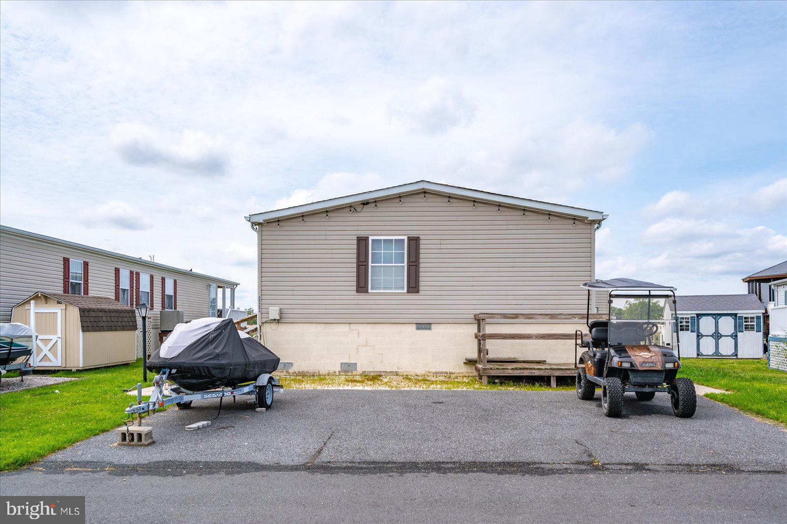 MARINERS COVE - Residential