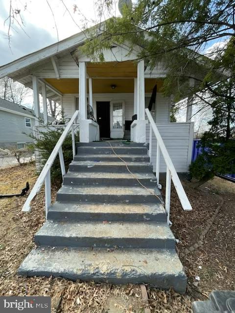 WHITE HOUSE HEIGHTS - Residential